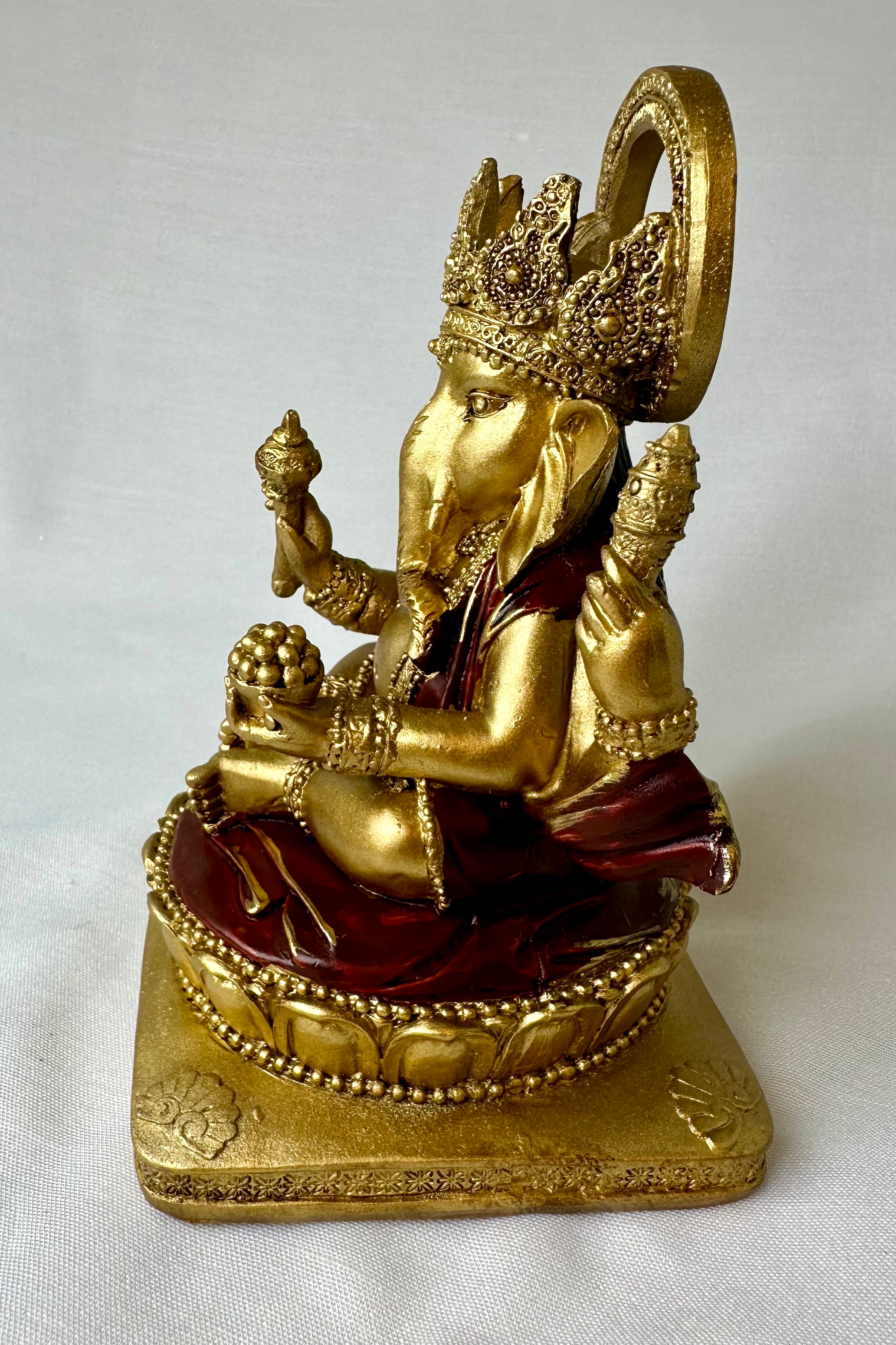 AT YOUR SERVICE - FIGUR - UNIKA