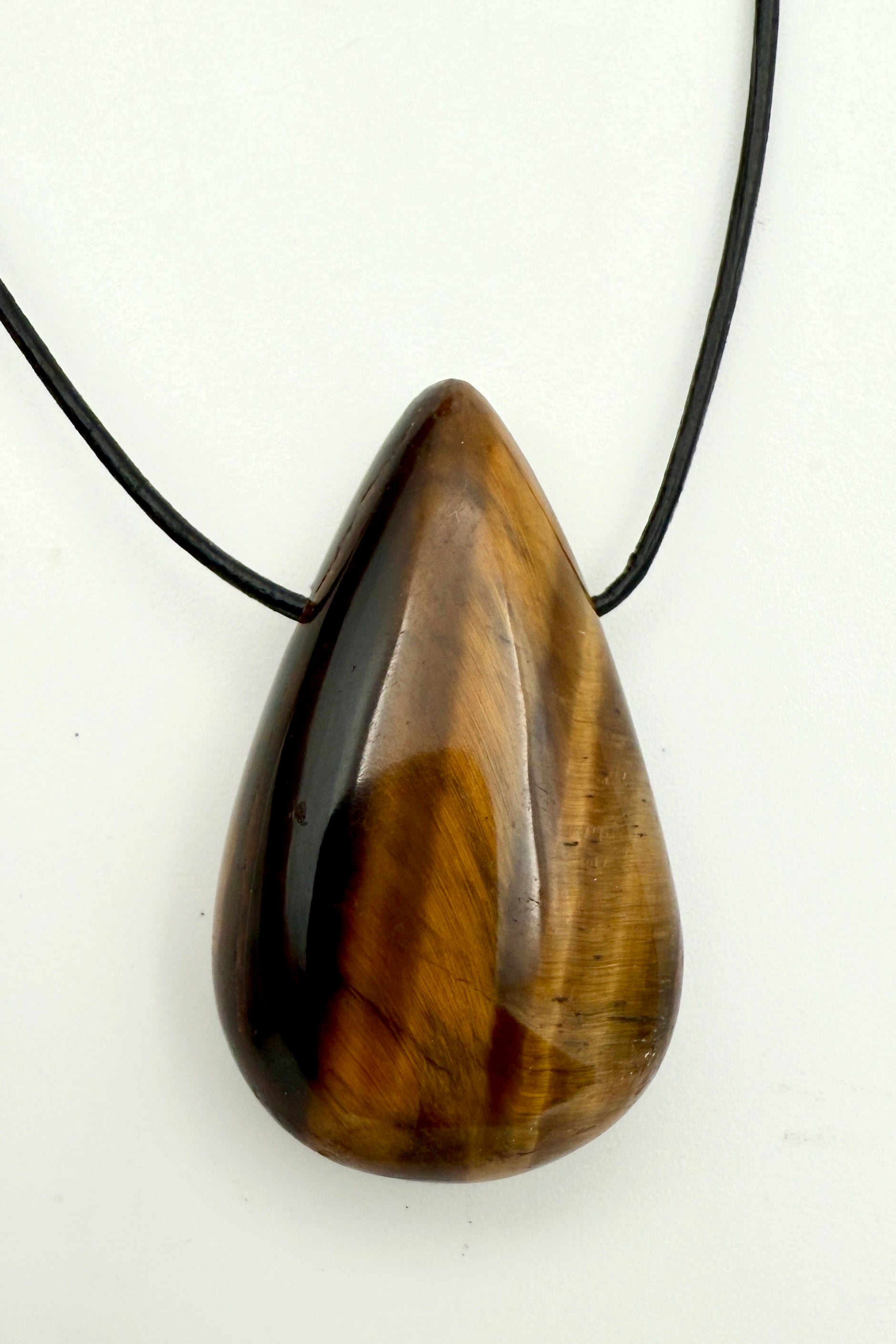 DIN KRAFTKILDE - AMULET