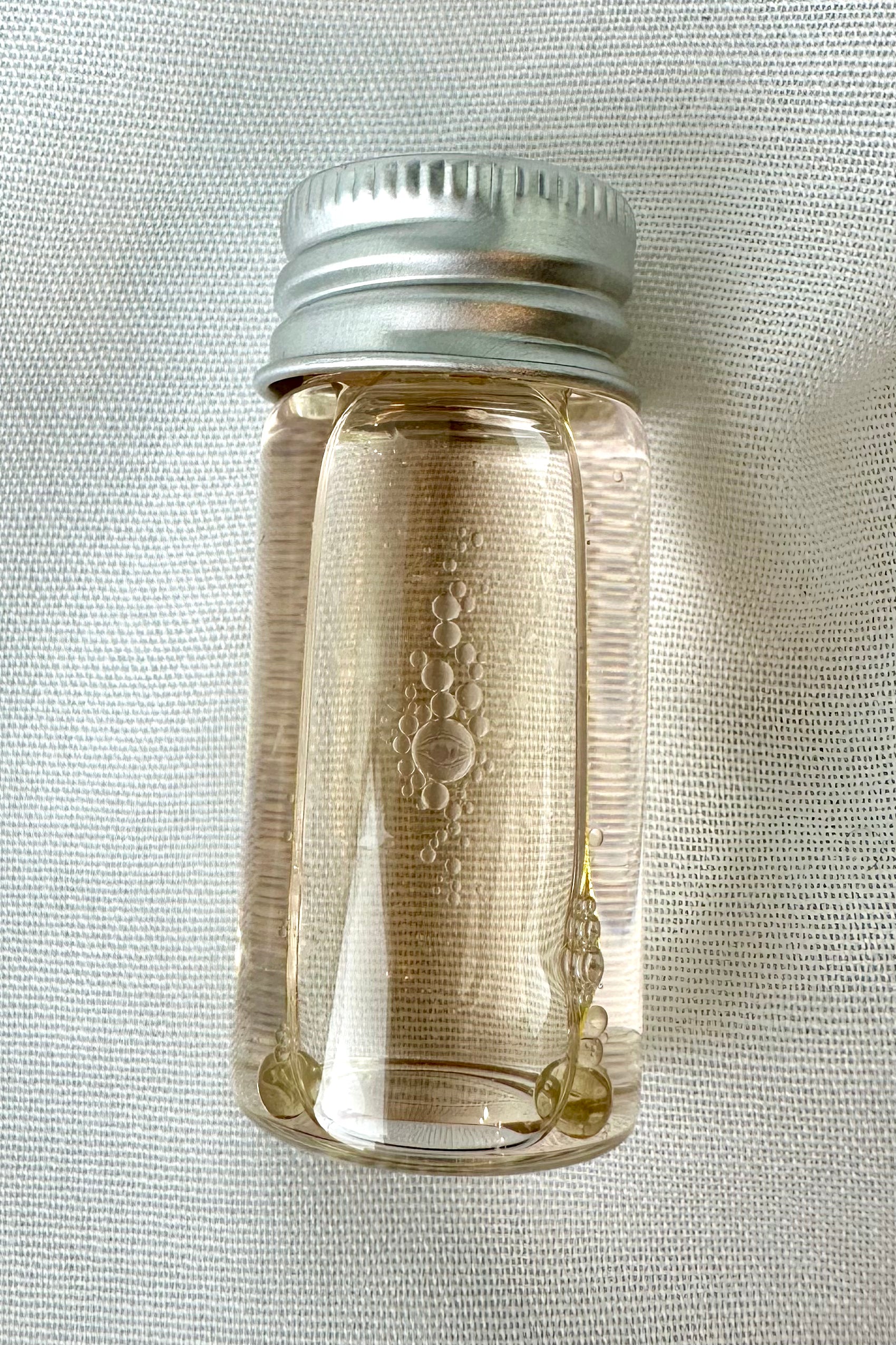 AURAVAND - BESKYTTELSE, SELVKÆRLIGHED OG RO