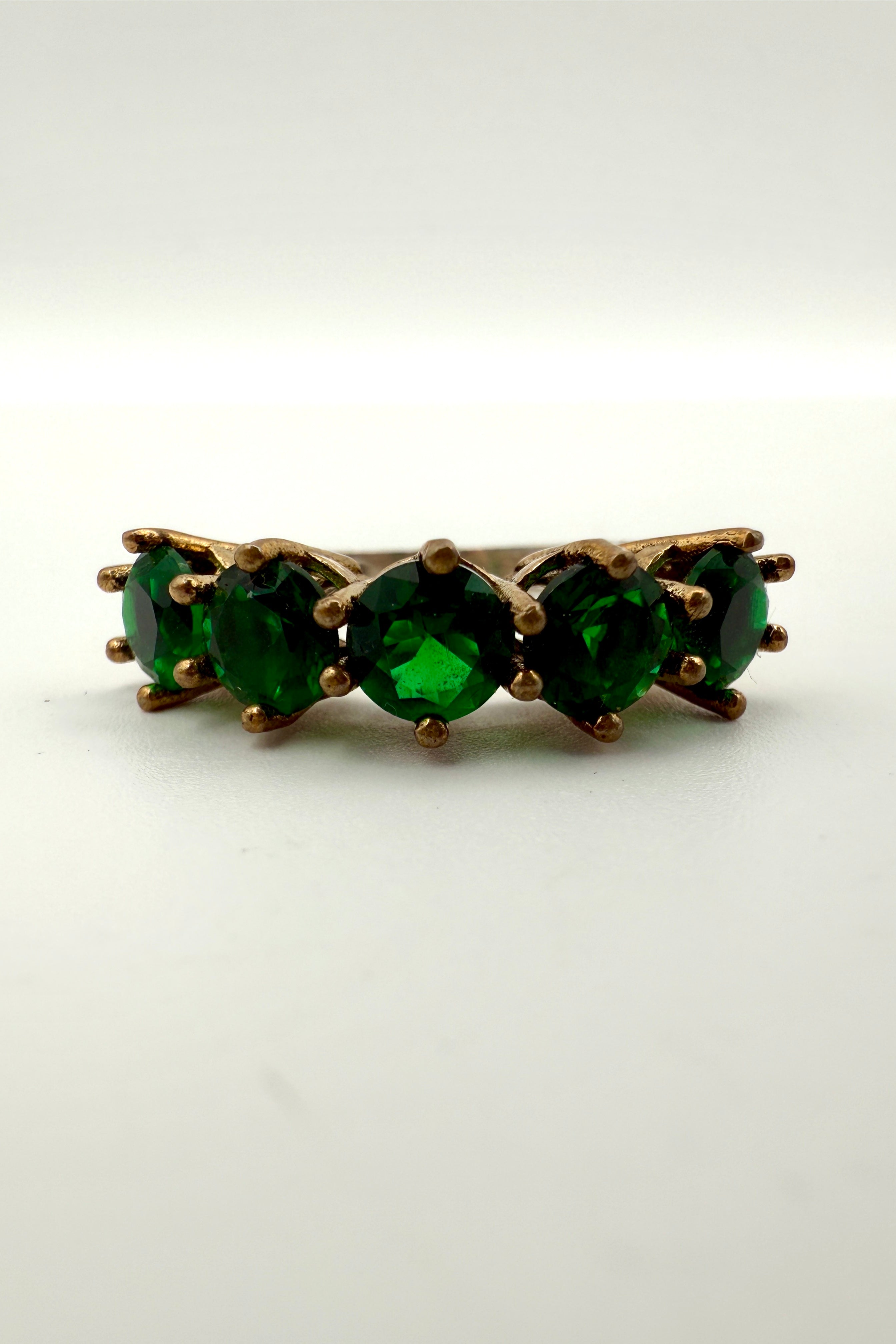 THE WORLD IS MINE - RING - UNIKA