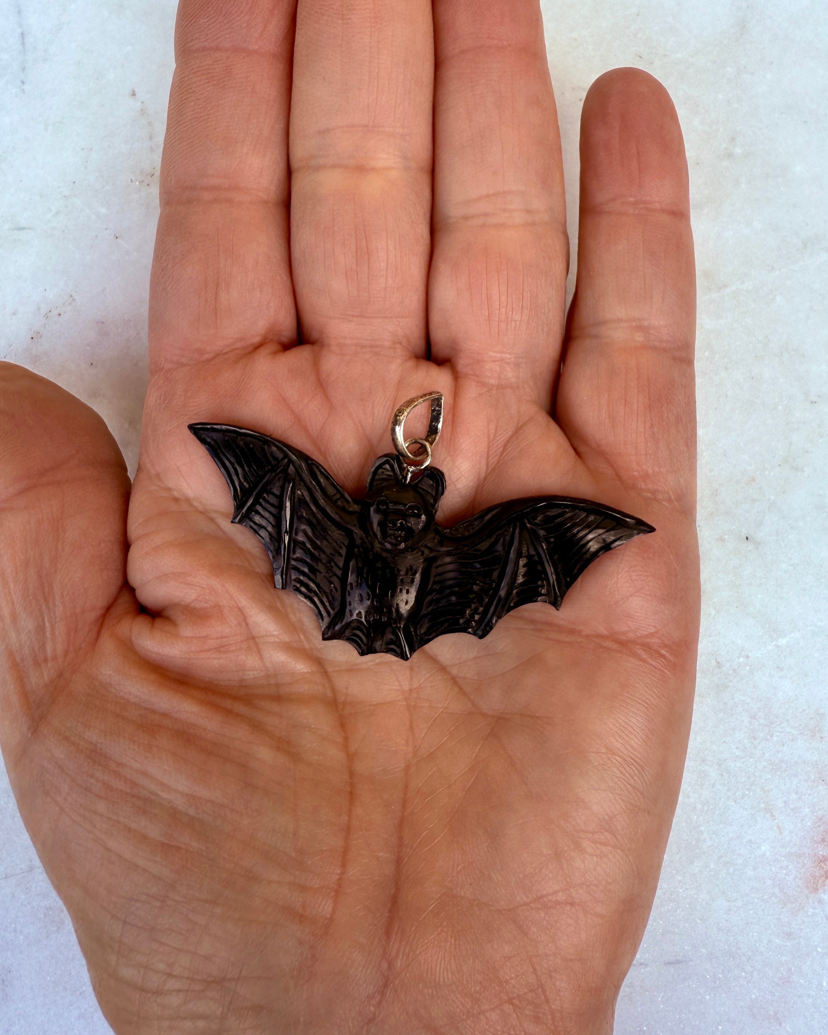 DØD OG GENFØDSEL - AMULET - UNIKA