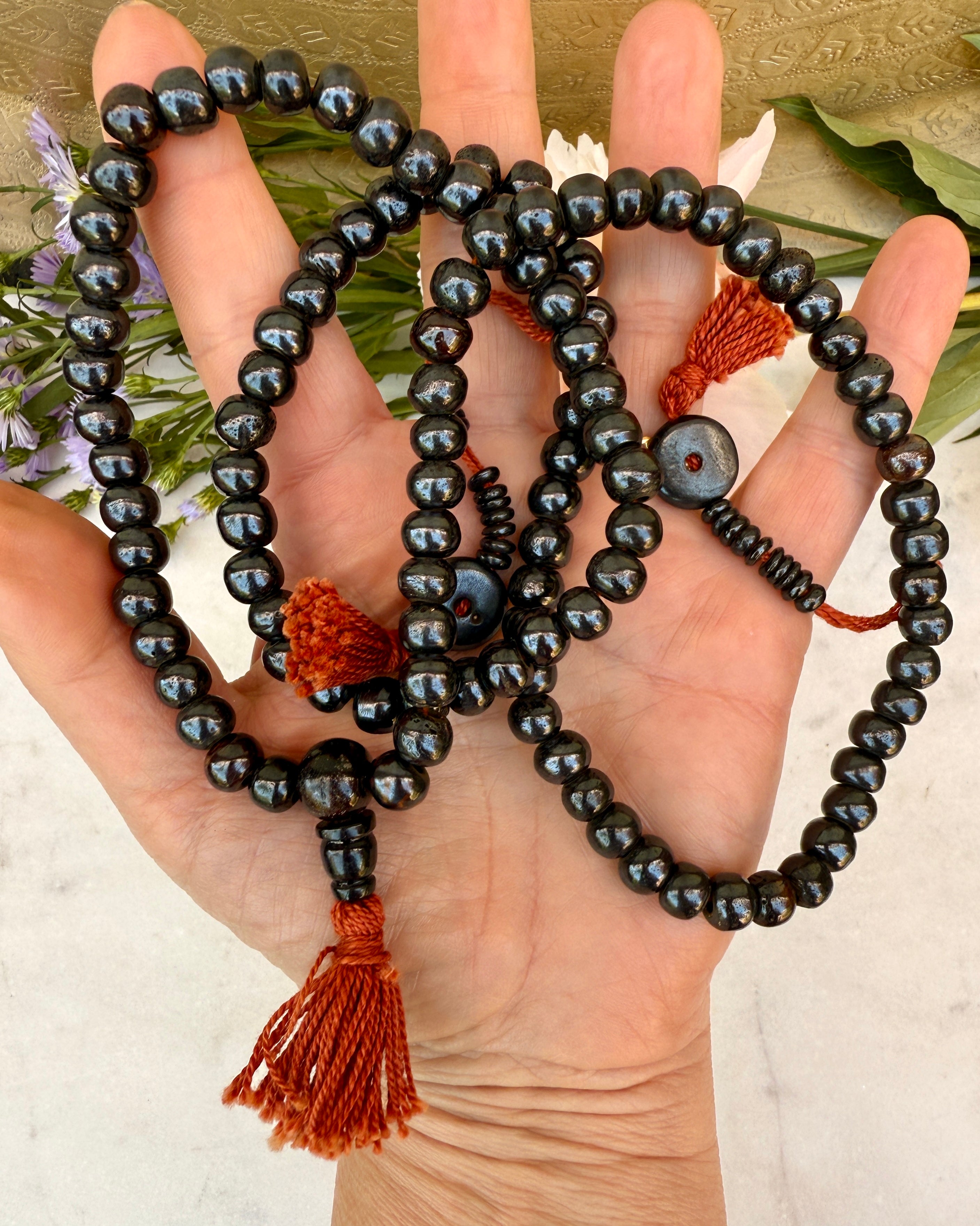 EKKO FRA TIDLIGERE INKARNATIONER - MALA