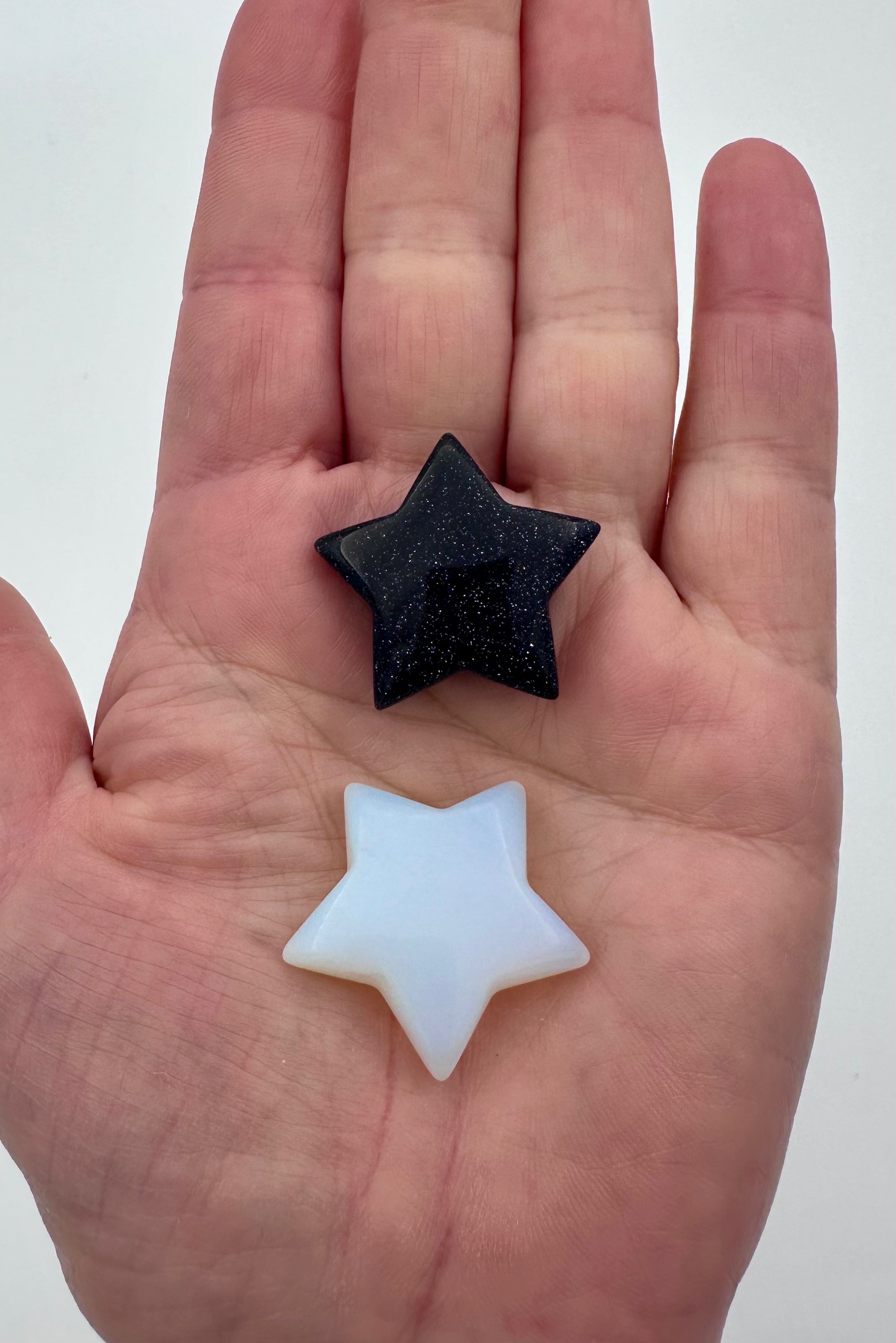 CONTRAST BETWEEN LIGHT AND DARK - STJERNEPAR