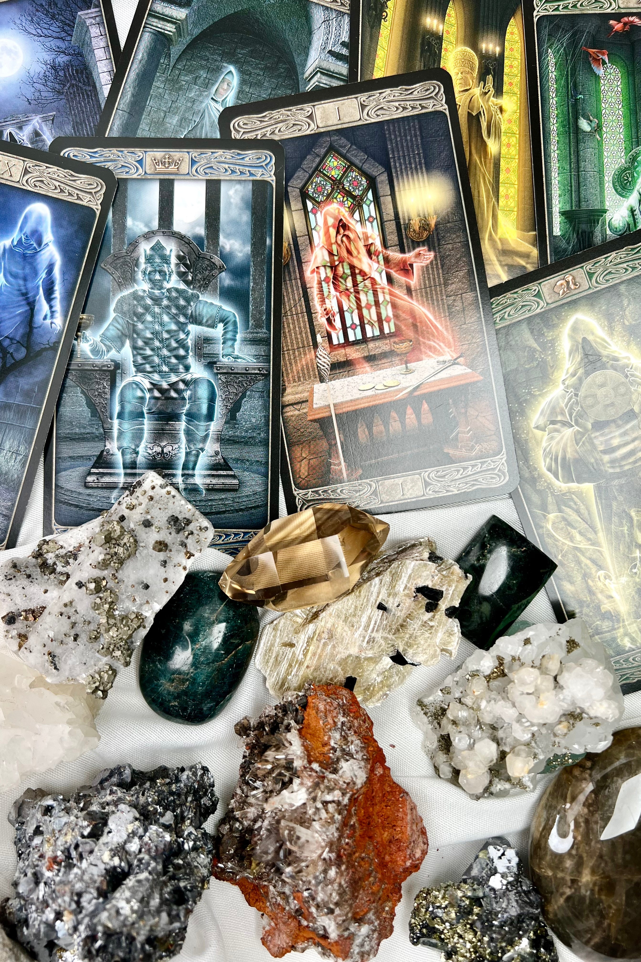 GHOST - UNIVERSETS VALG TIL DIG - Krystal & kort