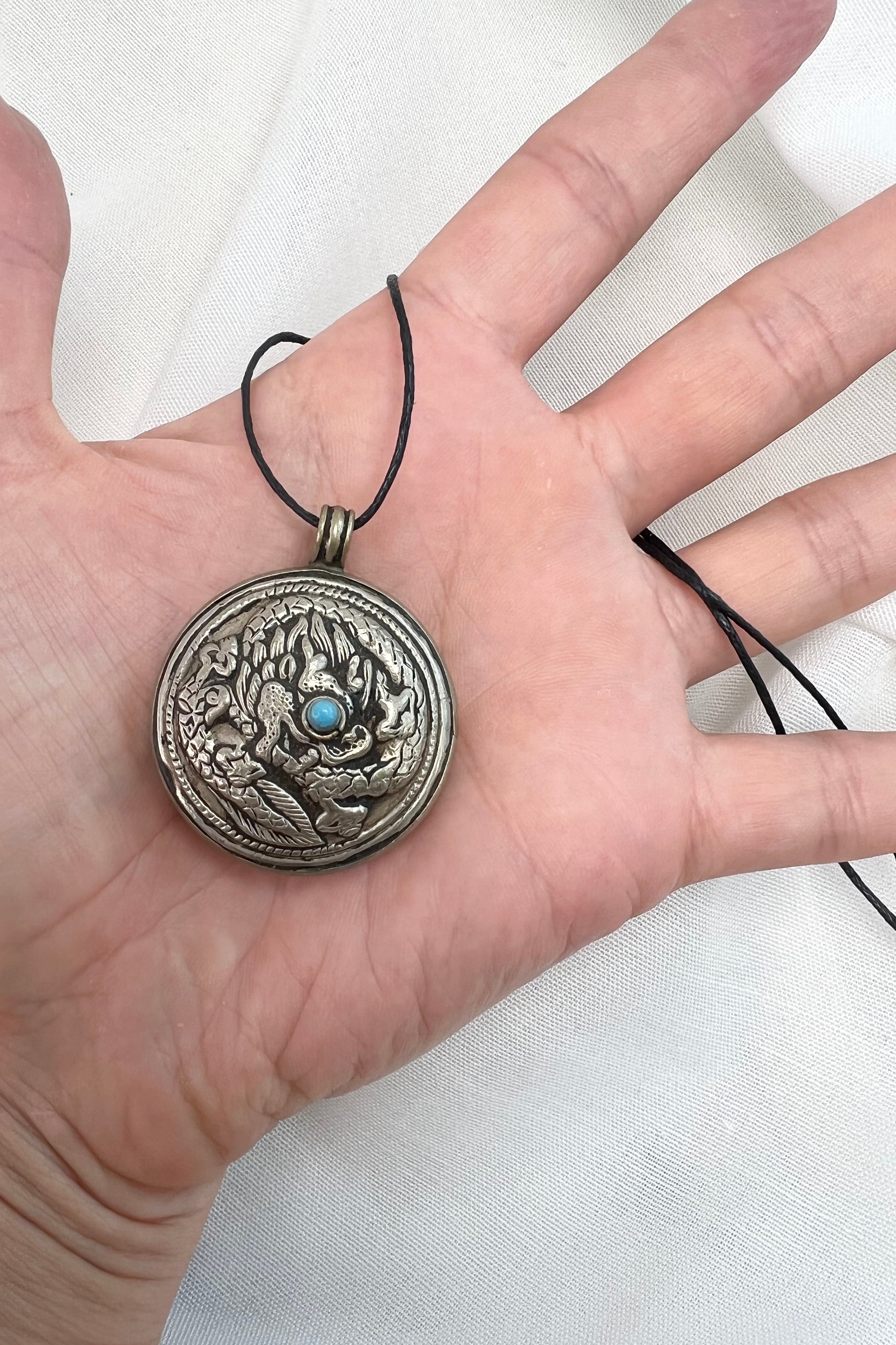 DRAGON PROTECTION - amulet