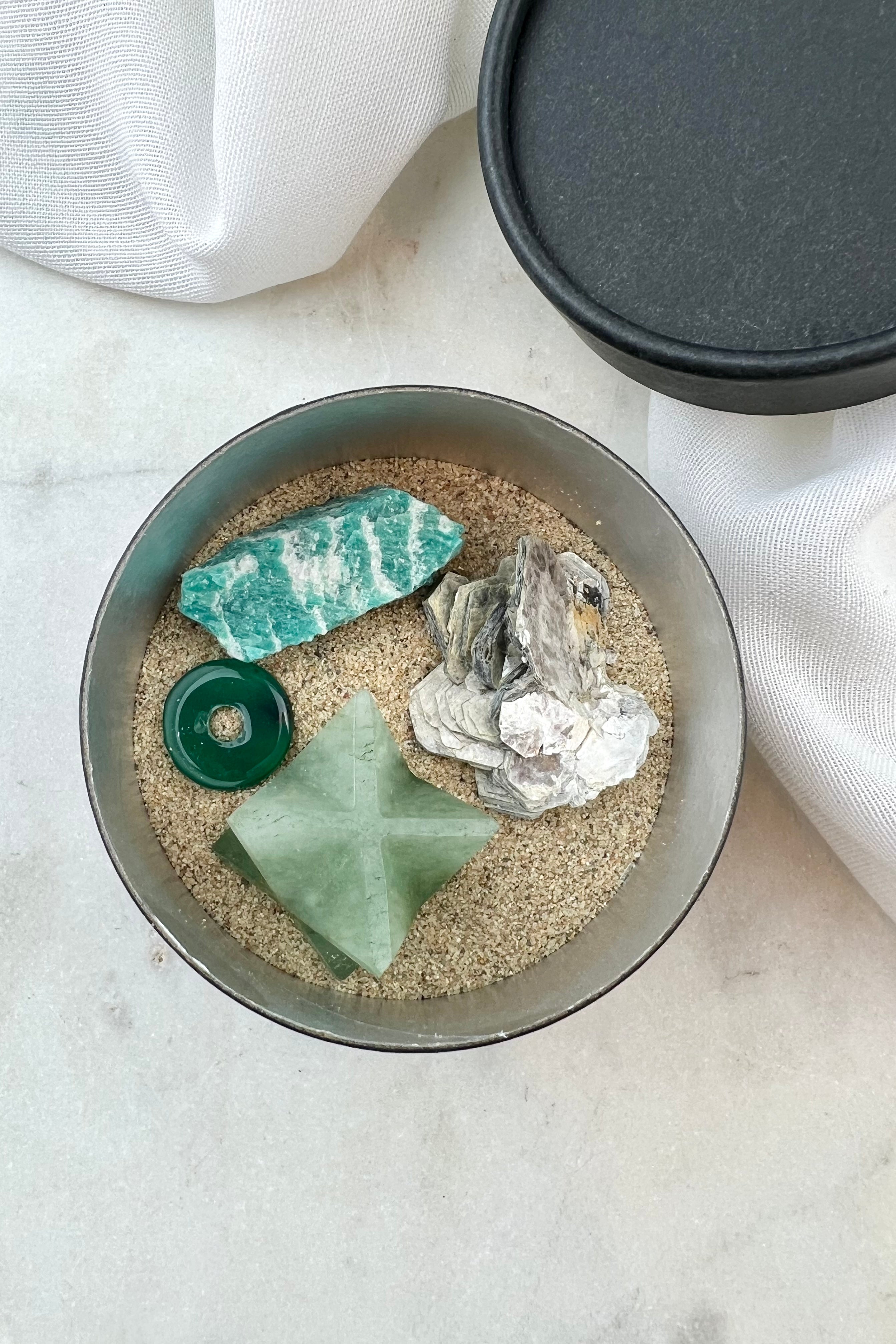 HEALING AF DIT HJERTECHAKRA - krystalsæt - UNIKA