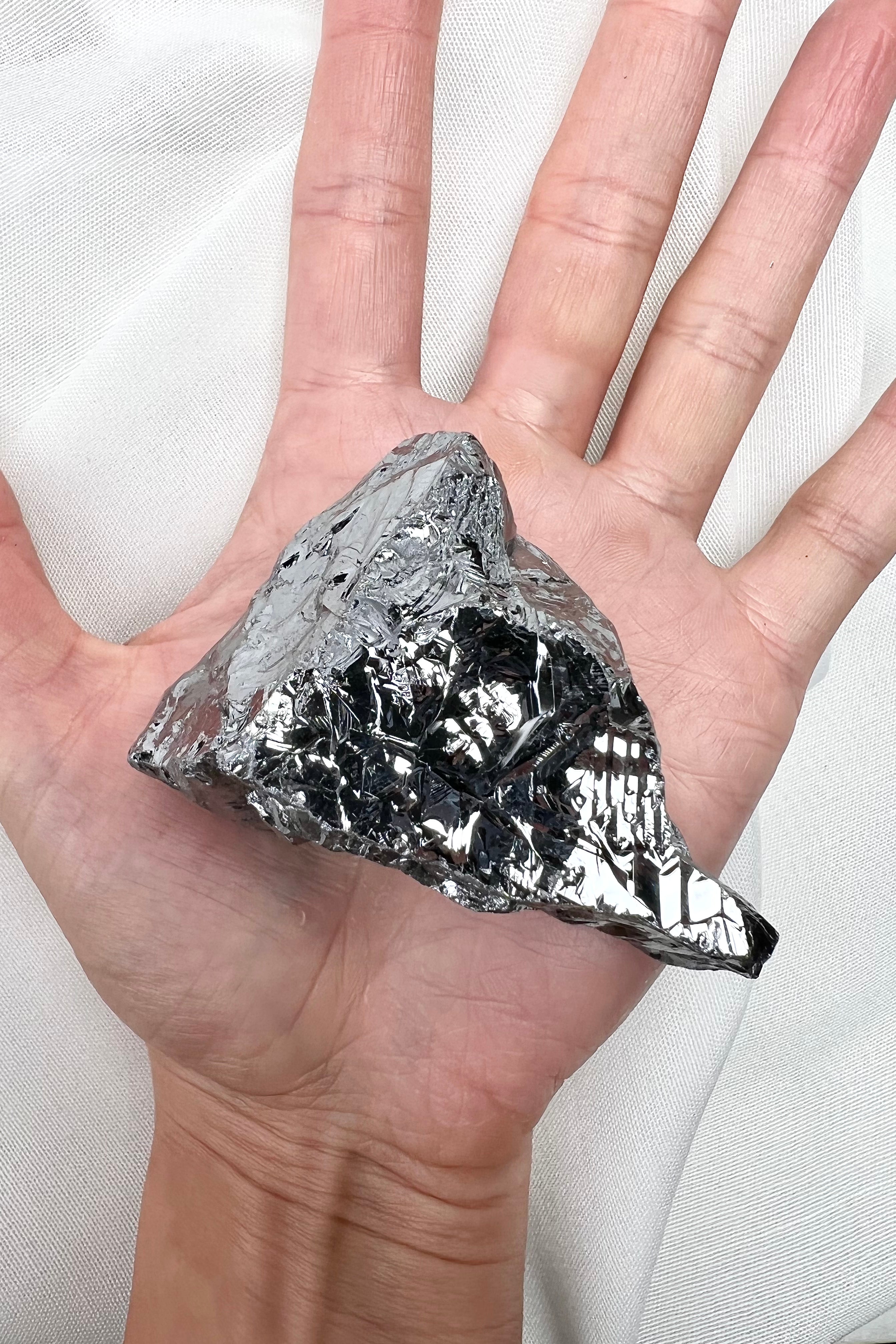 STYRKE AF STÅL - Krystal