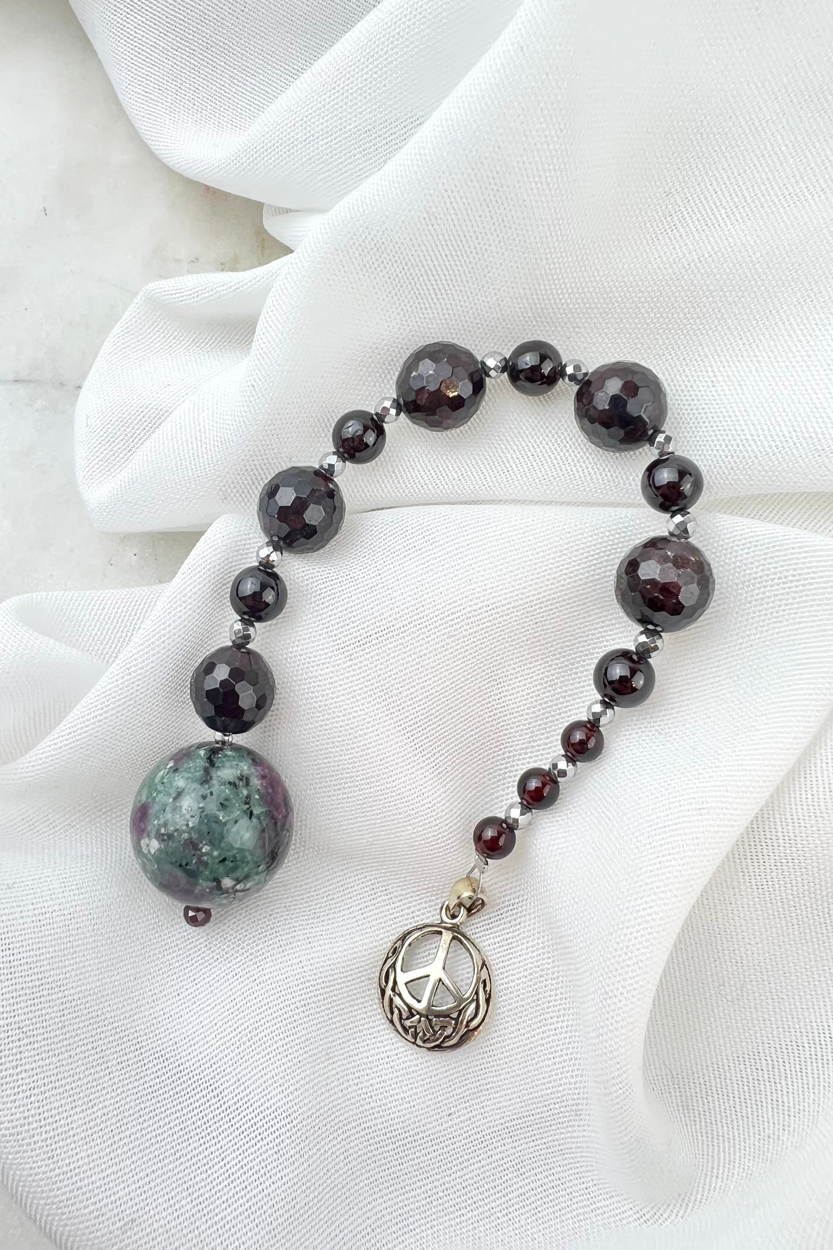 FEMININ POWER - Krystalkæde - UNIKA