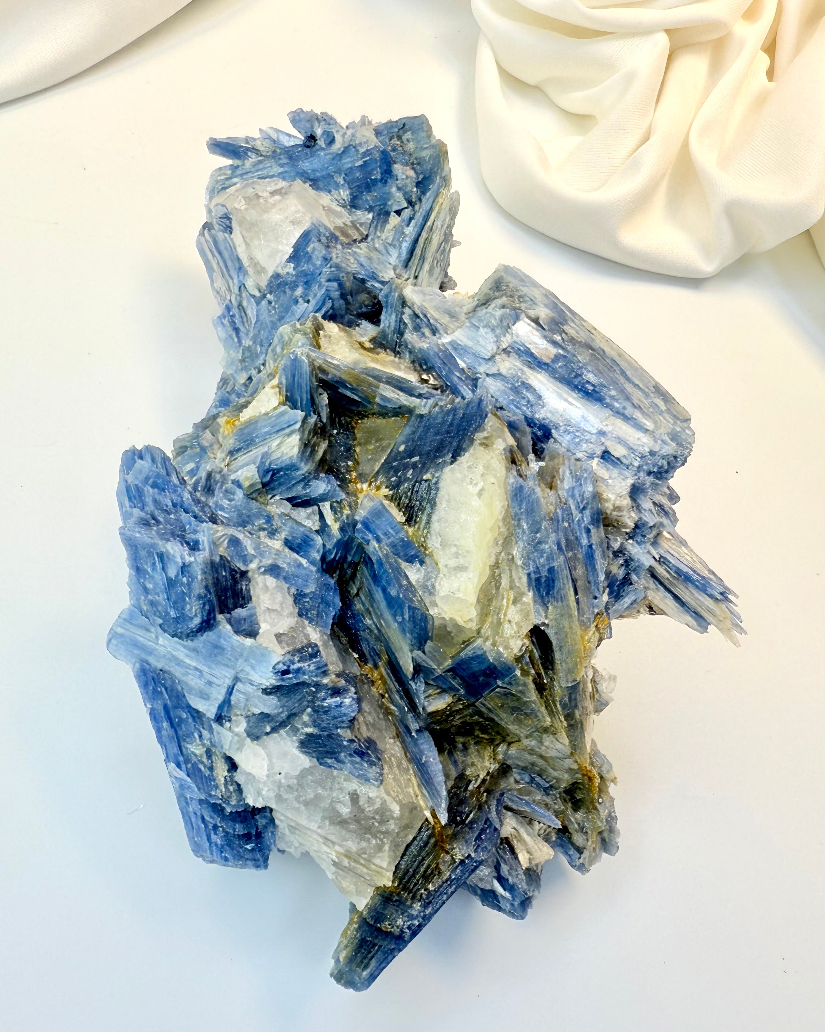 NATURENS EVIGE FORANDERLIGHED - KRYSTAL - UNIKA