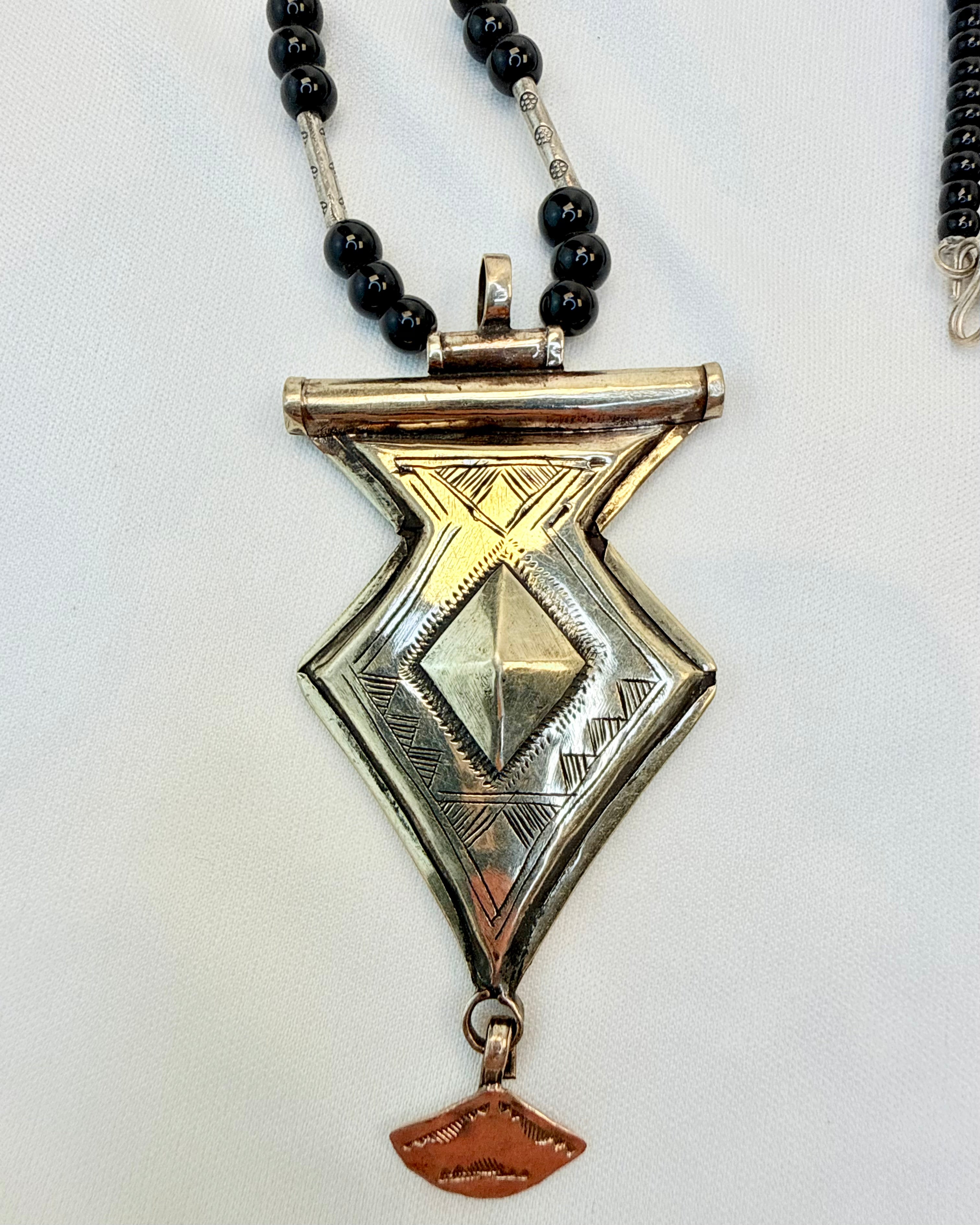 FREMMER DIN SPIRITUELLE PROCES - TALISMAN - UNIKA