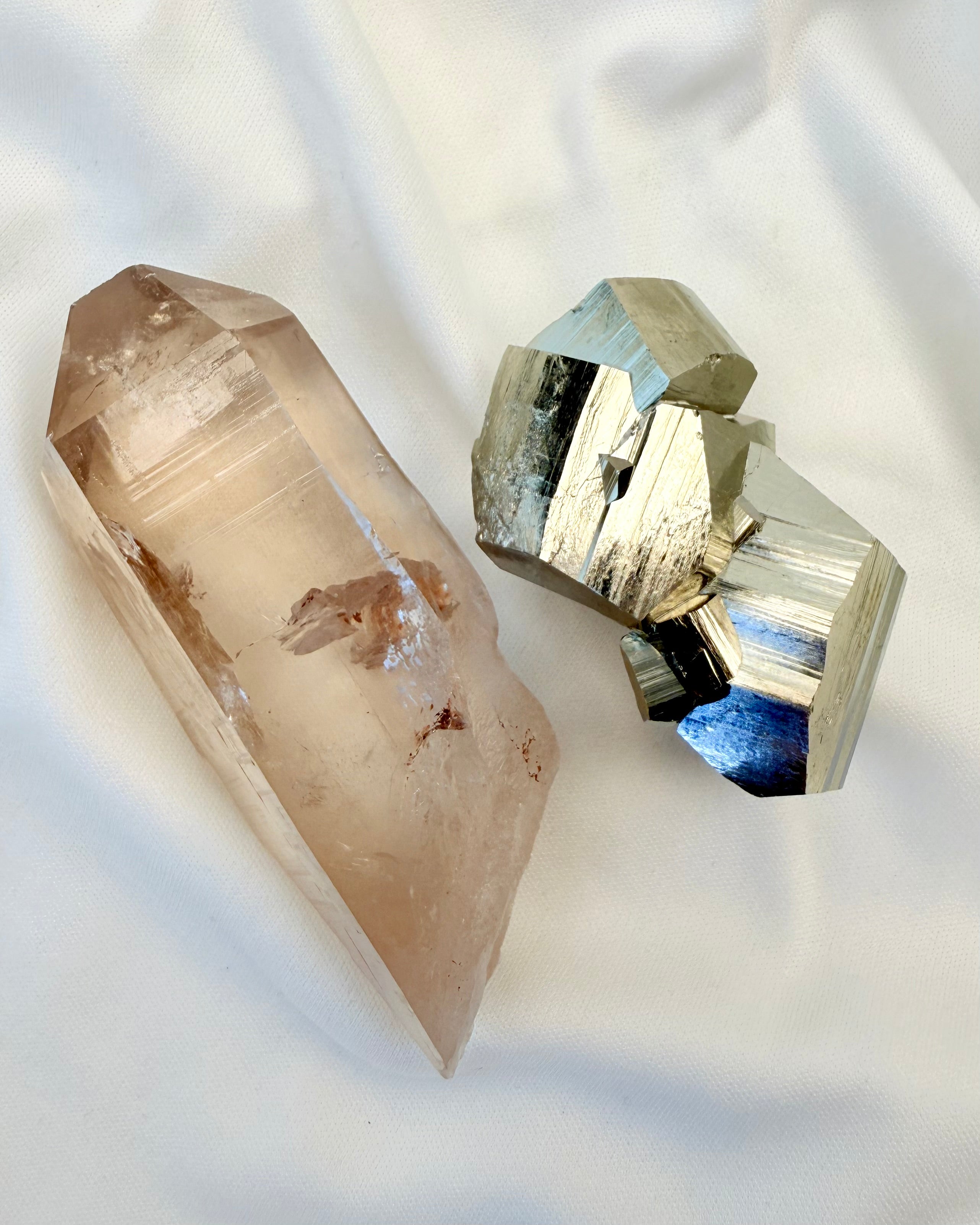 UDFORDRE GAMLE OVERBEVISNINGER - KRYSTALPAR - UNIKA