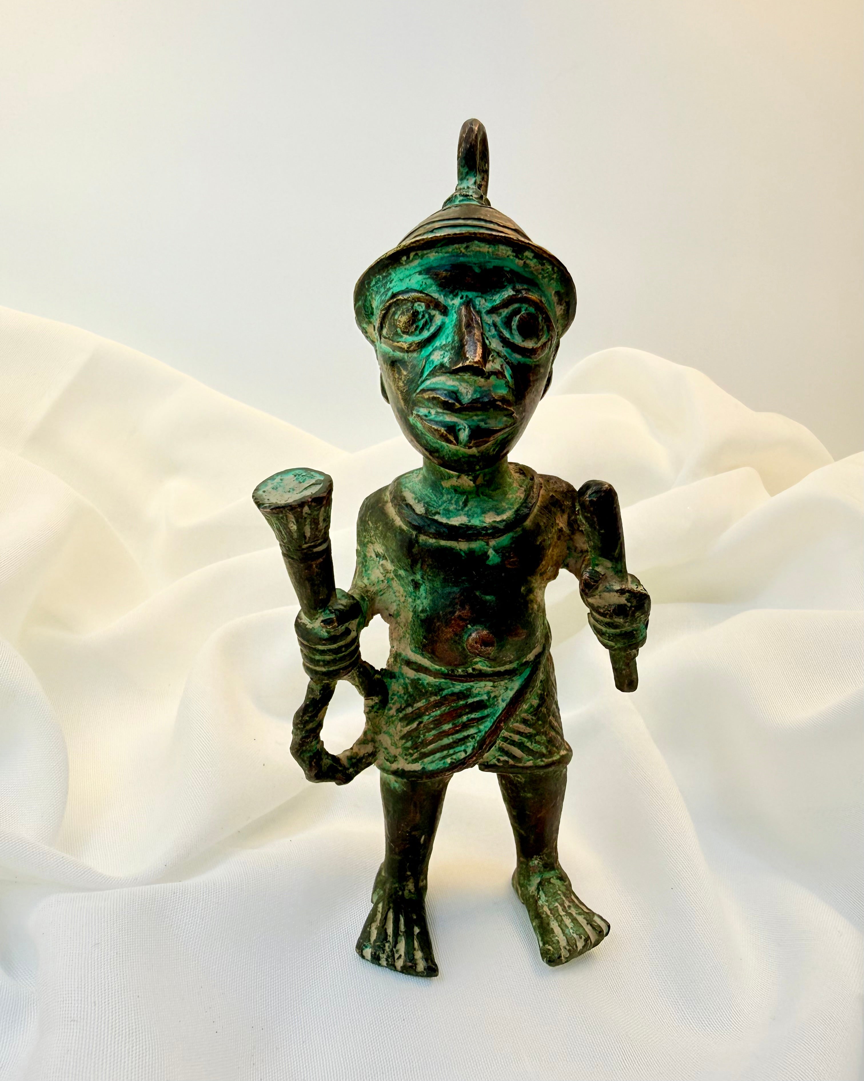 BRYD UD AF FORVENTNINGER - FIGUR