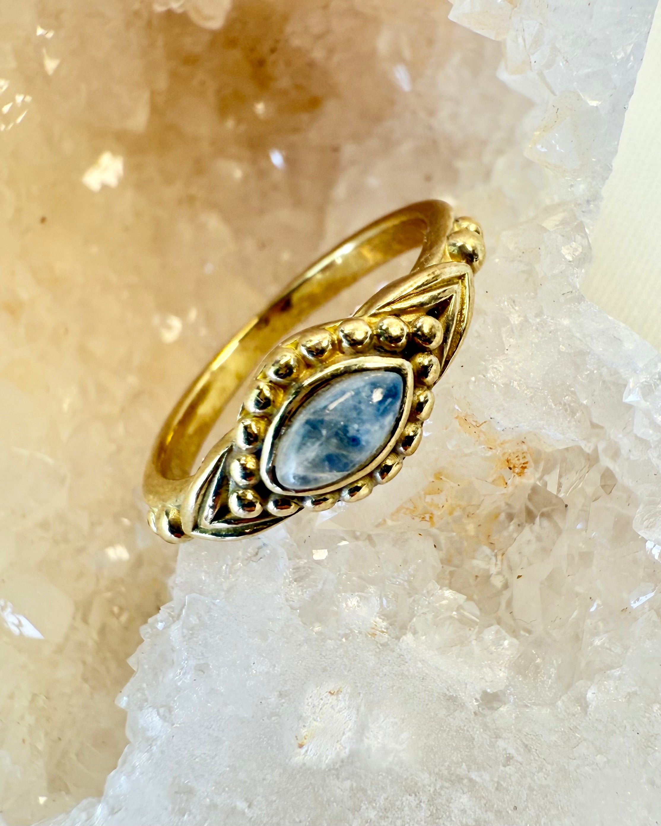 SEJDKVINDENS EVNER - RING - UNIKA