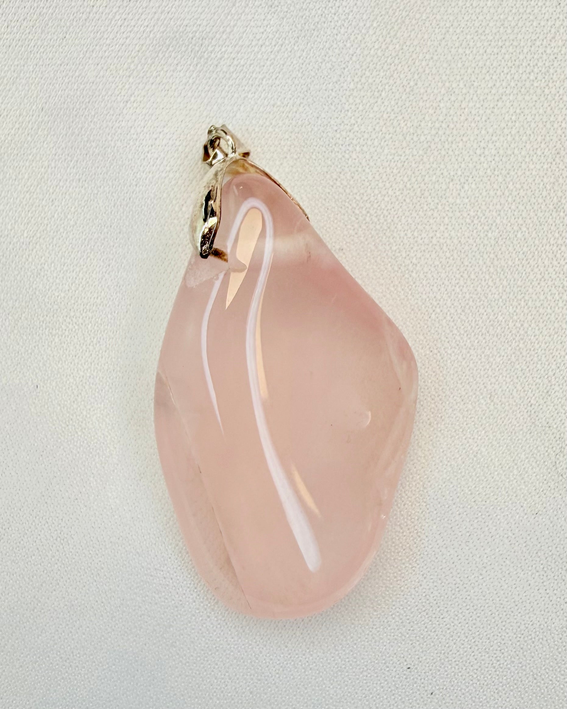 KÆRLIGHED OG TILLID HÅND I HÅND - VEDHÆNG - UNIKA