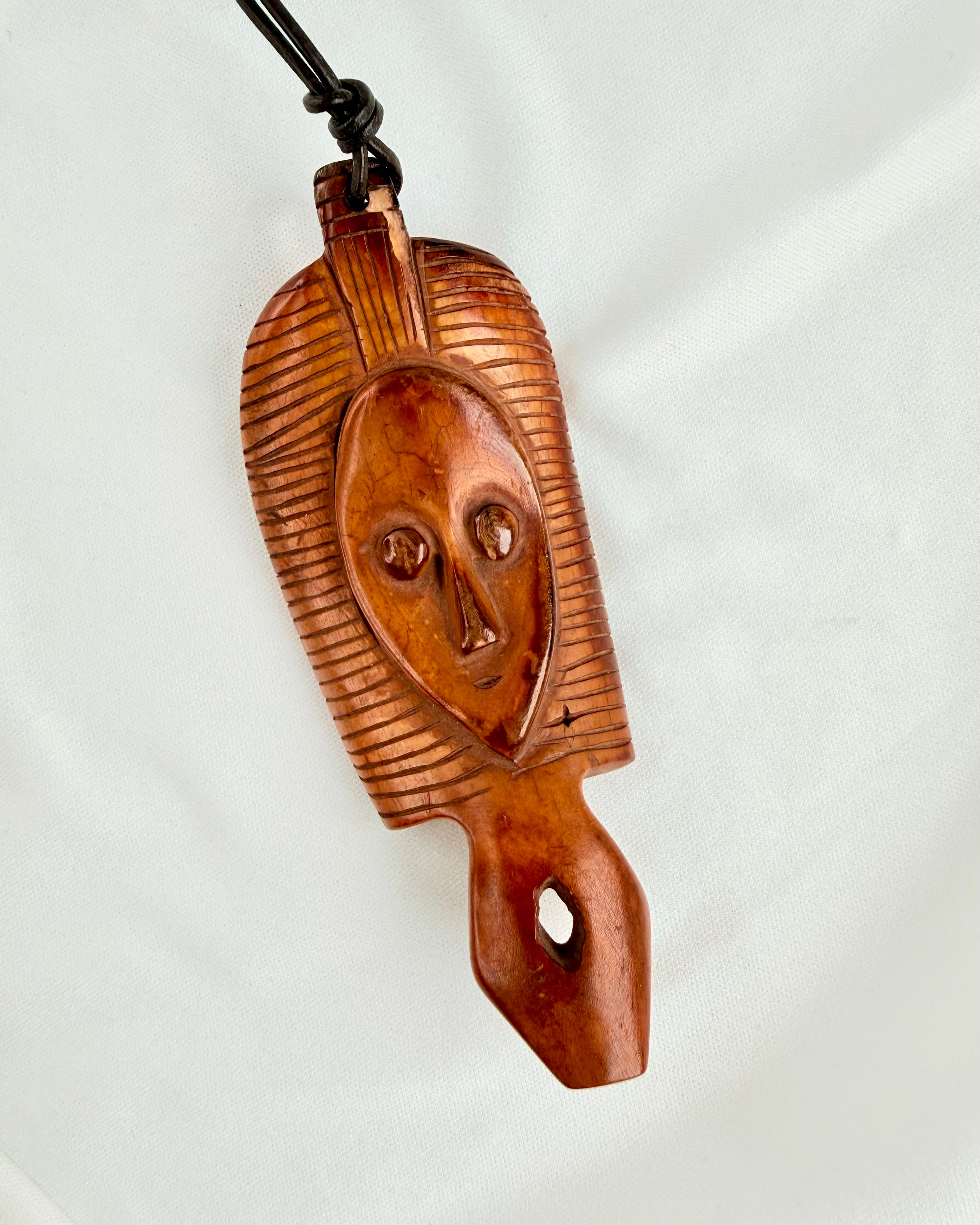 AUTENTISK I DIN EGEN URKRAFT - AMULET - UNIKA