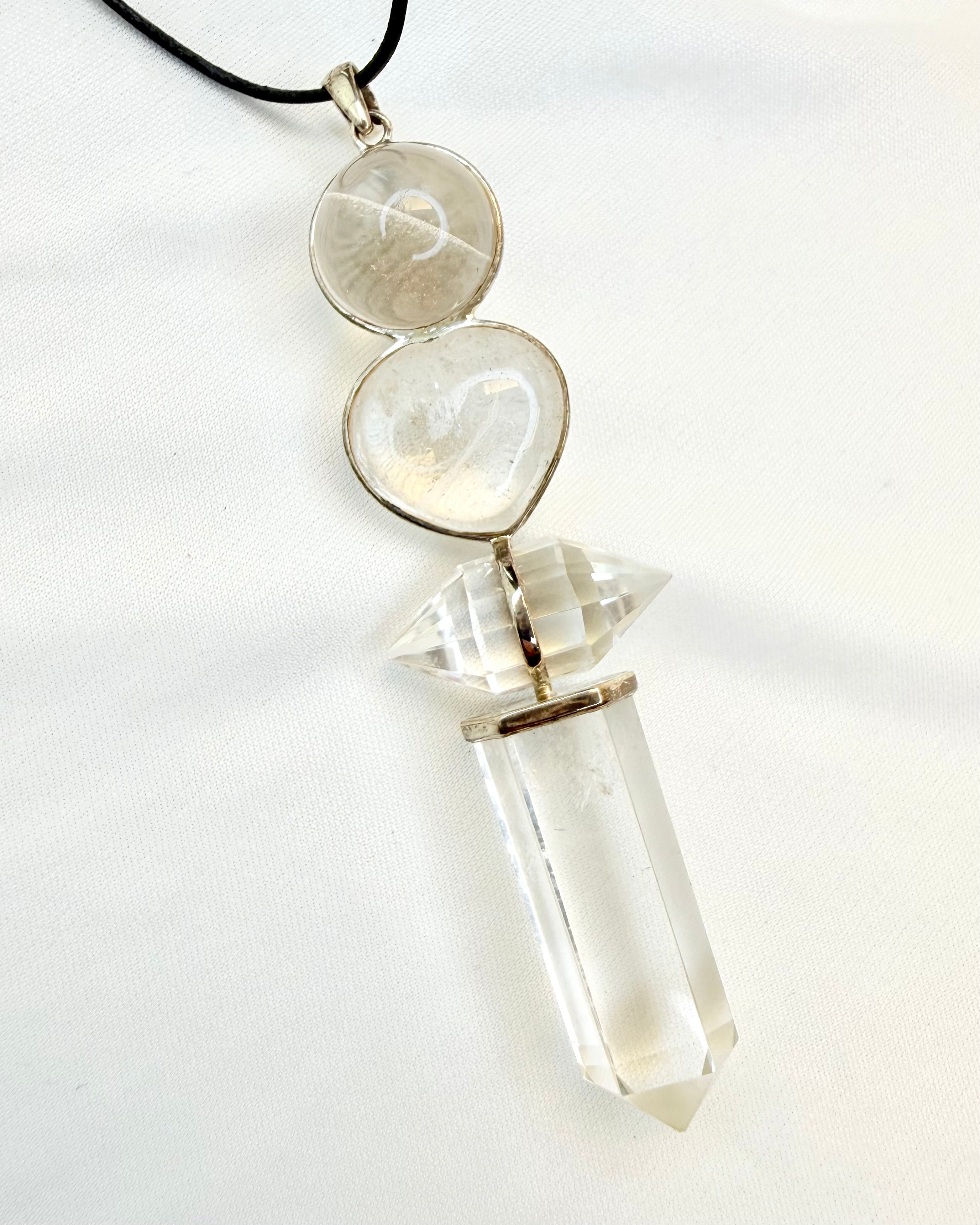 UNIVERSETS LYS OG MAGISKE KRÆFTER - PRISME - UNIKA