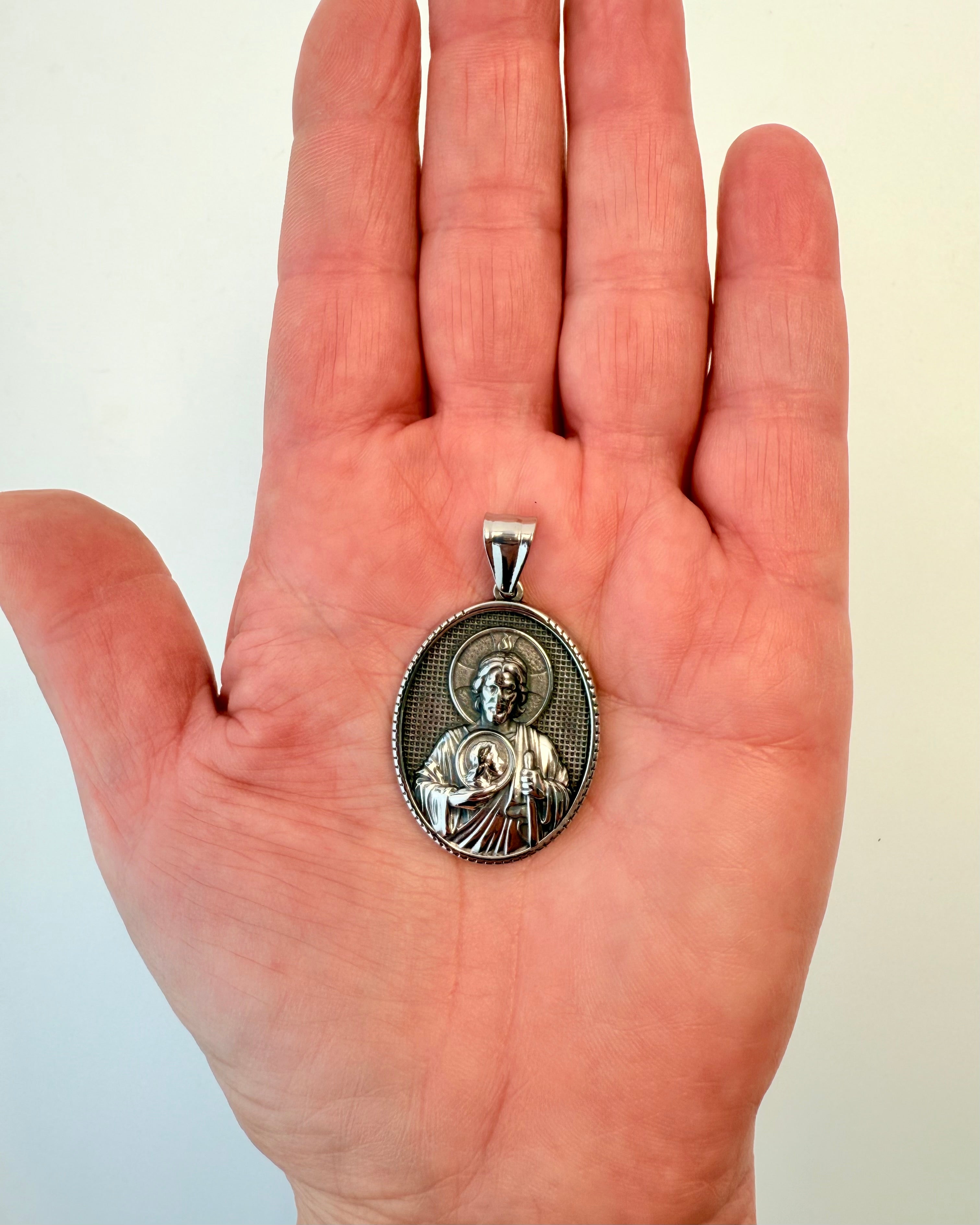 SKYTSMESTEREN - AMULET