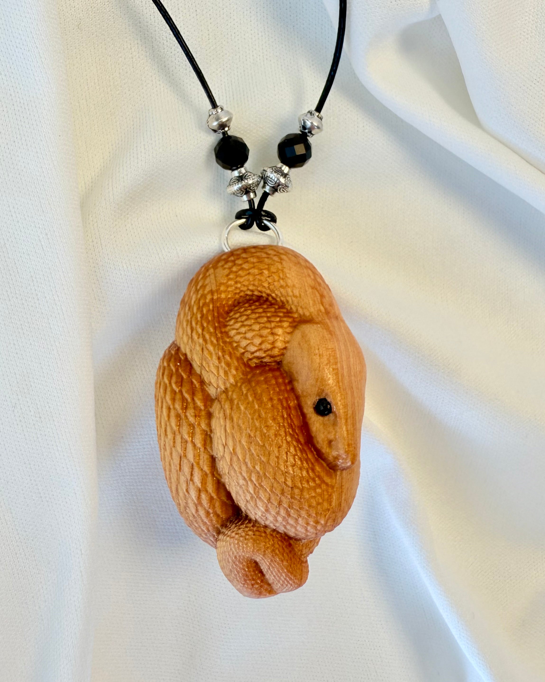 CHOOSING NEW PATHS - AMULET - UNIKA