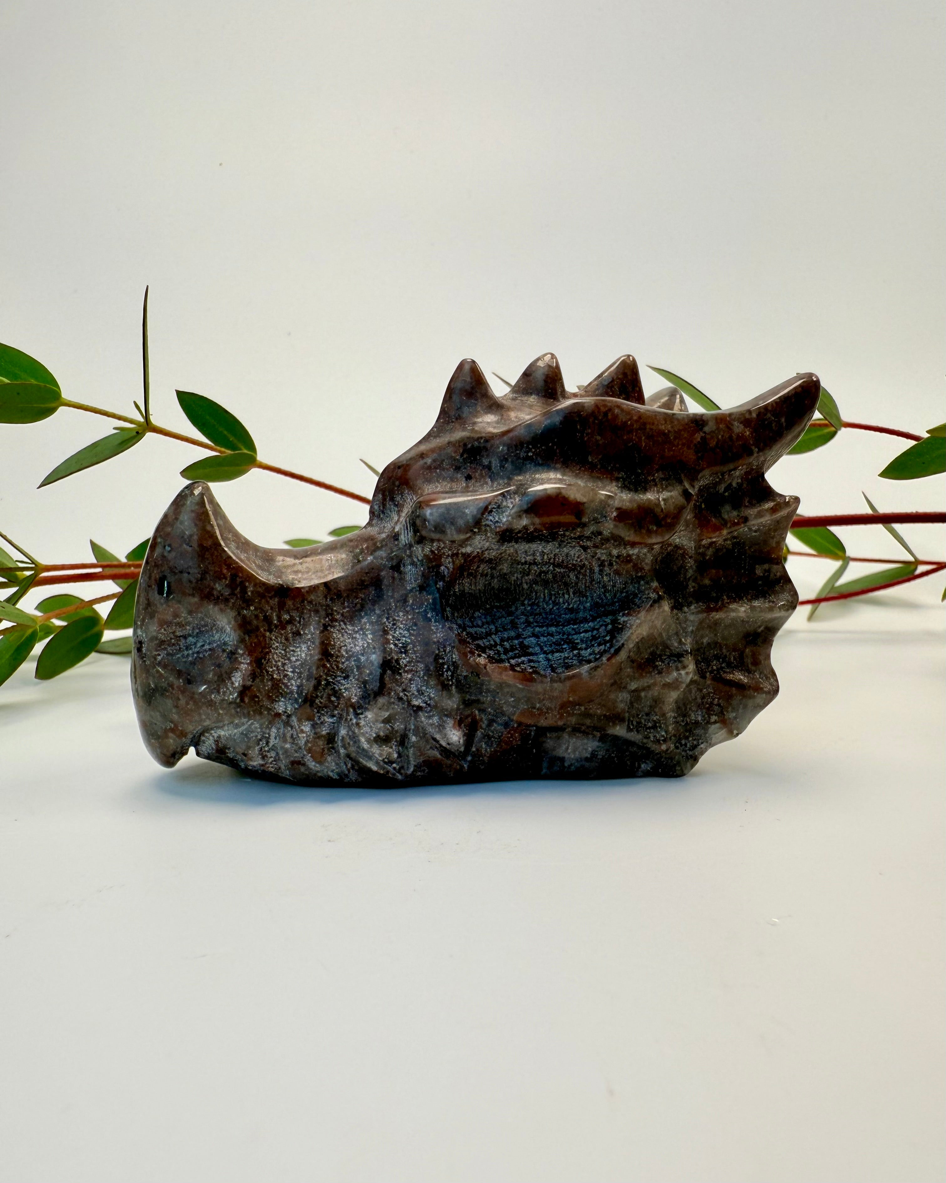 BRÆNDEMÆRKET - DRAGE - KRYSTAL - UNIKA