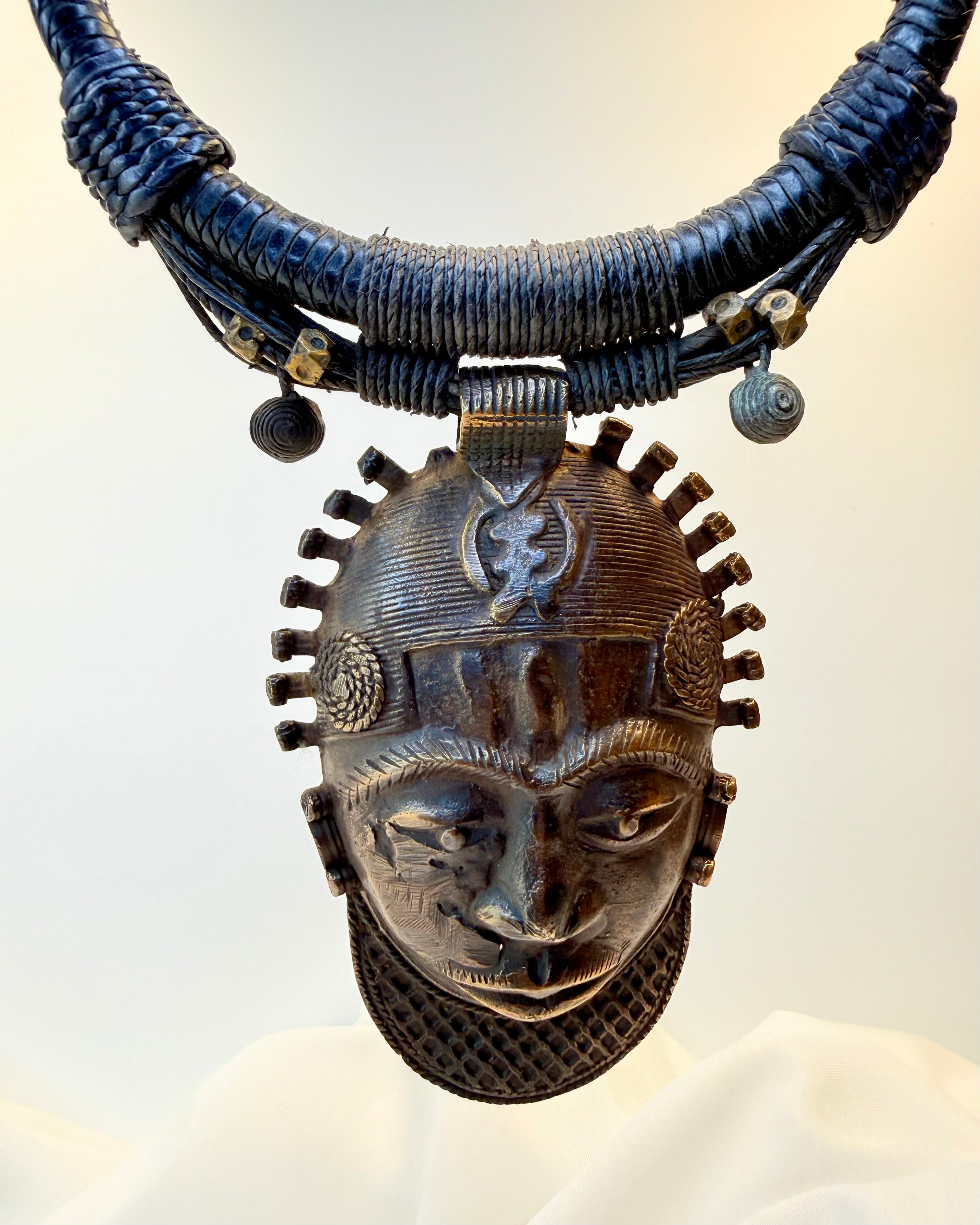 INDVIELSERNES AMULET - UNIKA