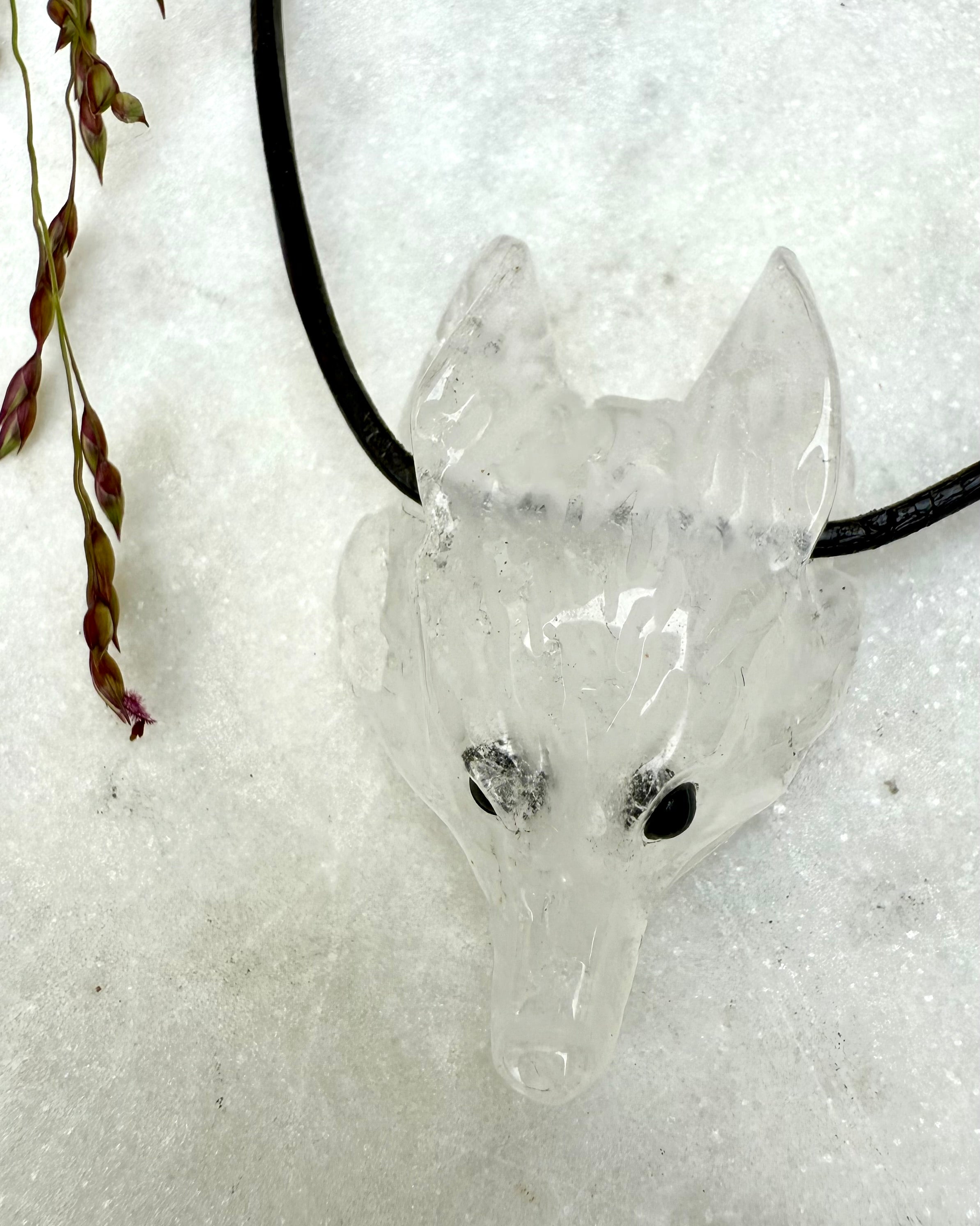 MOONLIGHT SHADOW - AMULET