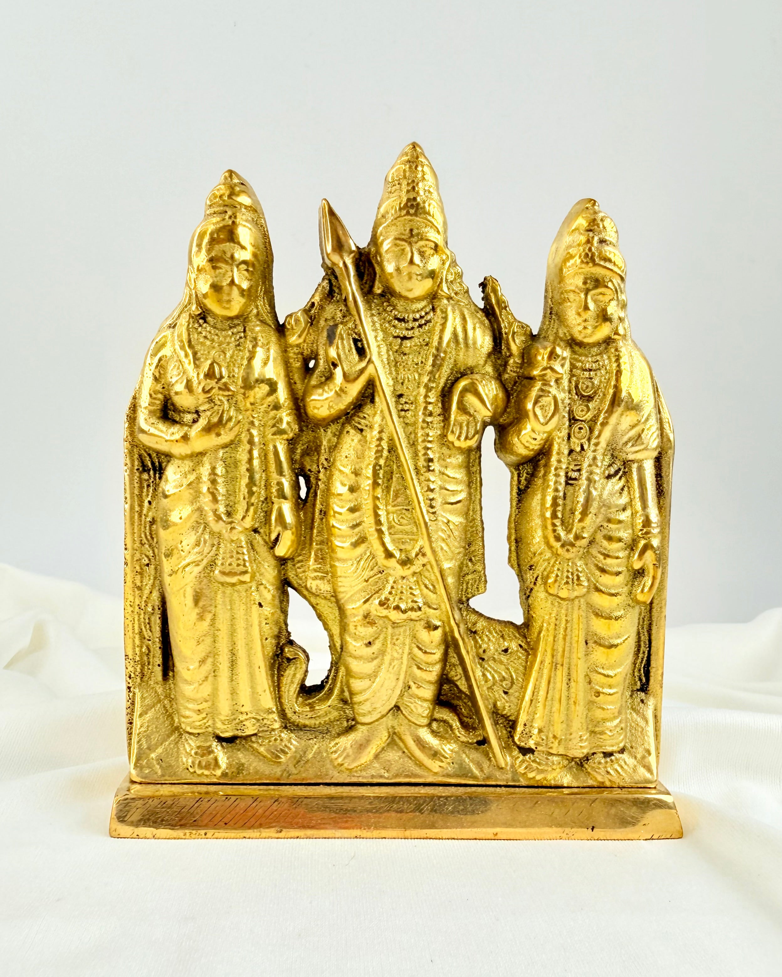 GUDDOMMELIG KRAFT - FIGUR - UNIKA