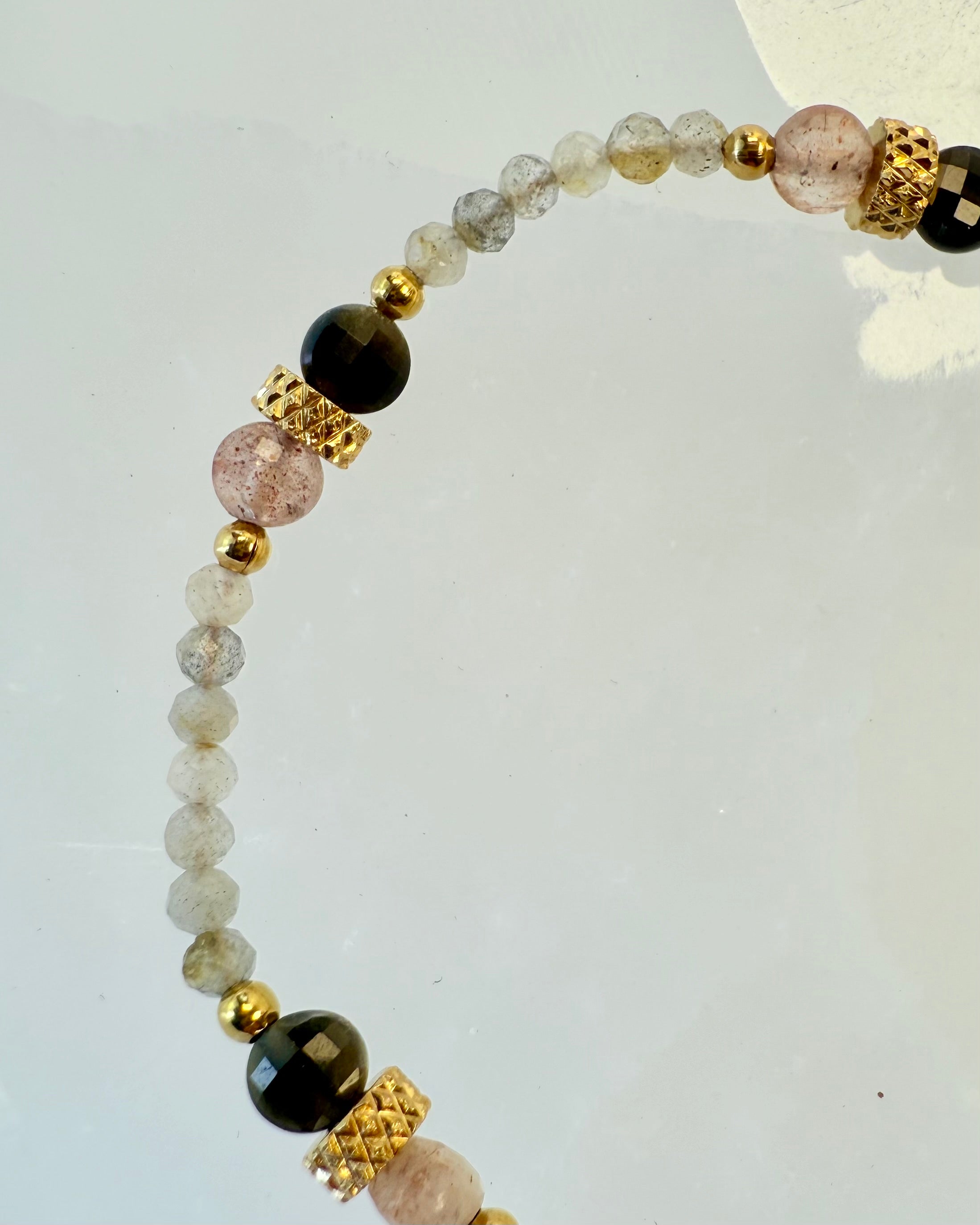 OWN YOUR SPACE - ARMBÅND - UNIKA