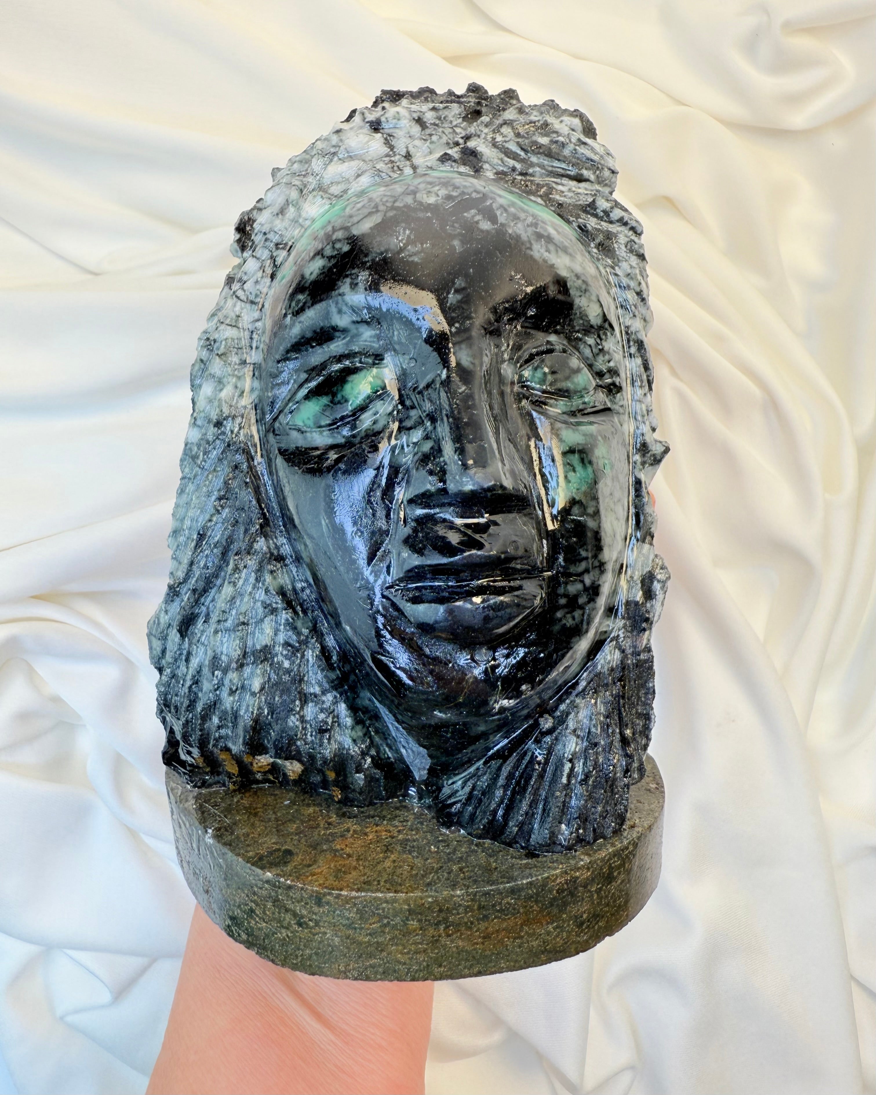 EFTERLADT, MEN STADIG HER - KRYSTAL - UNIKA