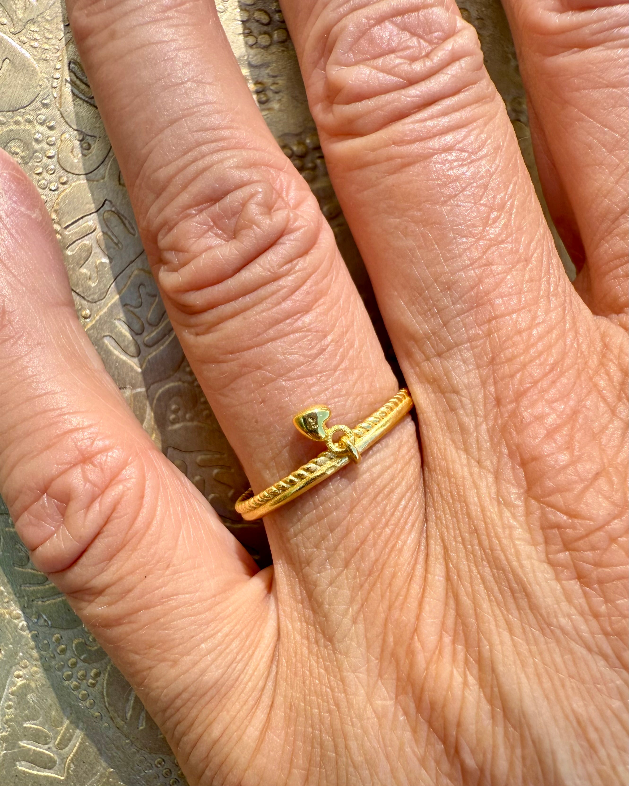 LOVE IS ALL I NEED - RING - UNIKA