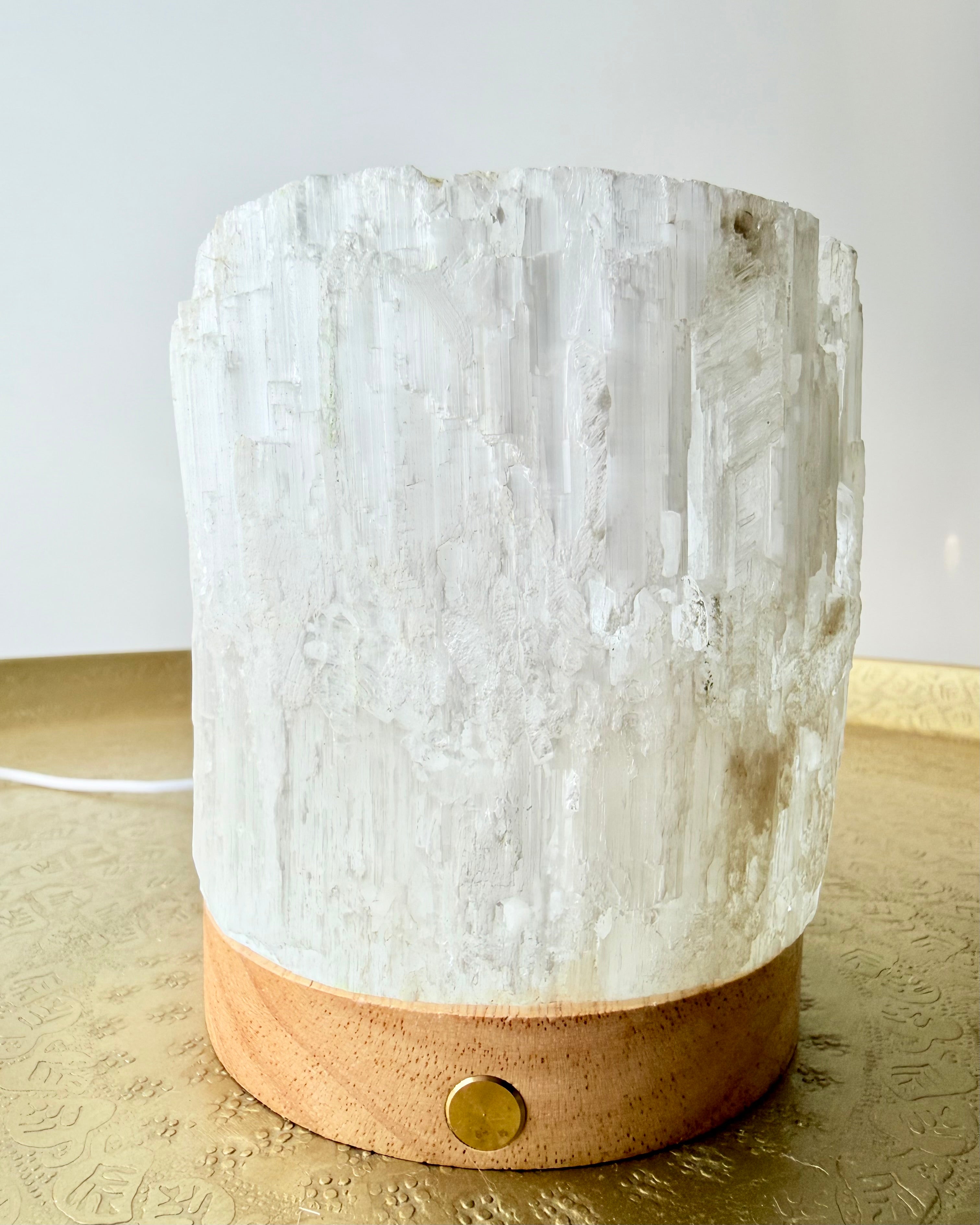 ROLIG, FREDELIG OG BEKYMRINGSFRI - LAMPE