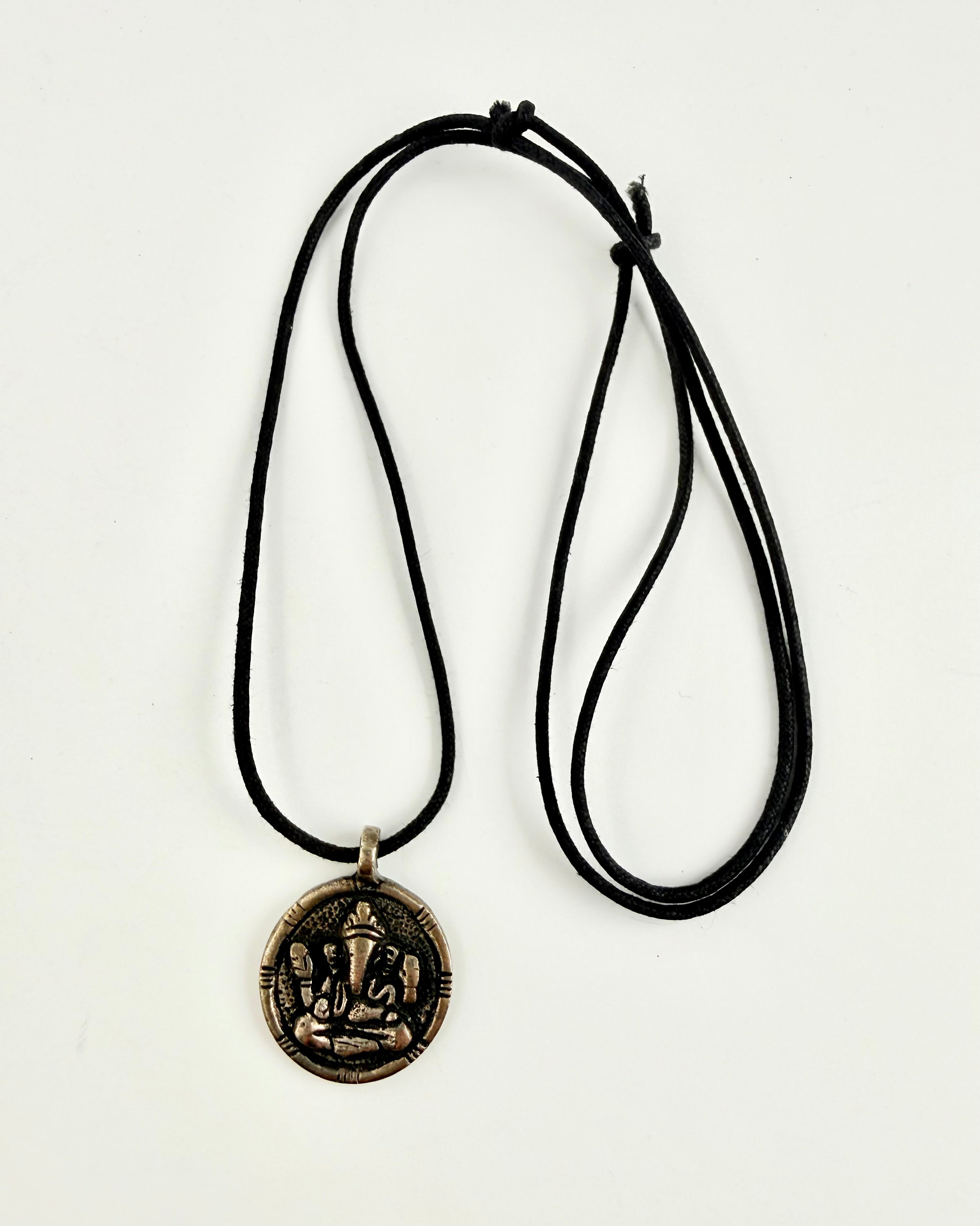 SUCCES OG FREMDRIFT - AMULET