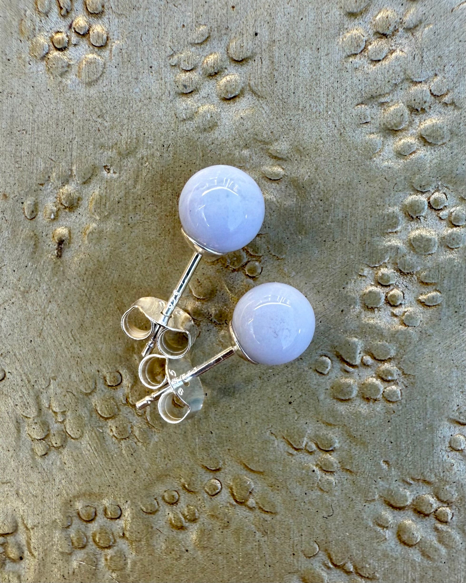 WORK WITH PURE LOVE - ØRERINGE