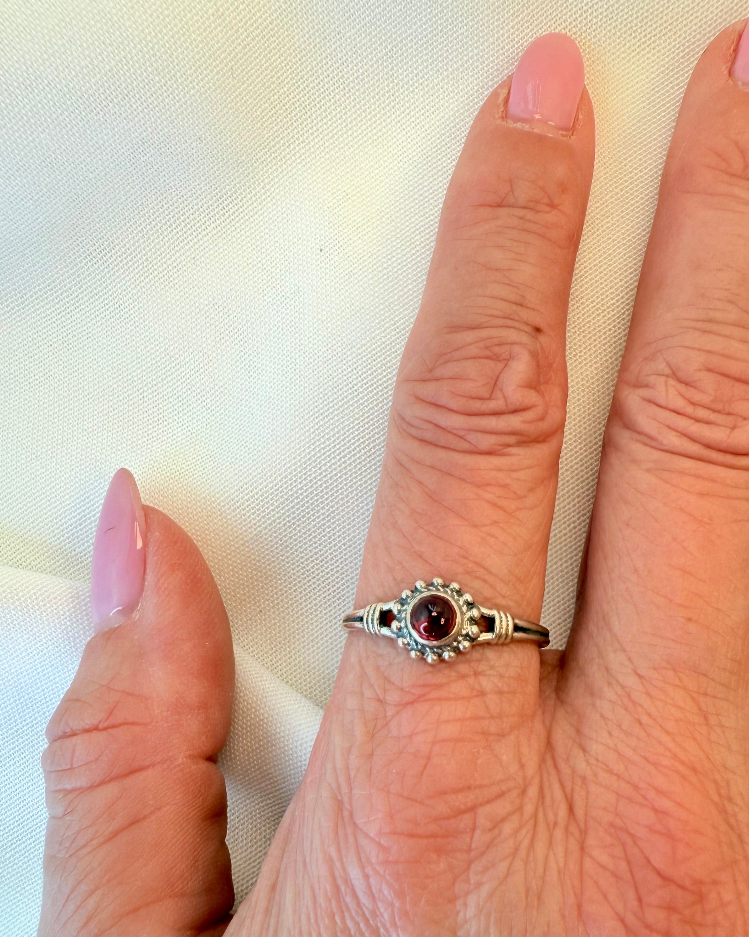 THE INNER CIRCLE - RING - UNIKA