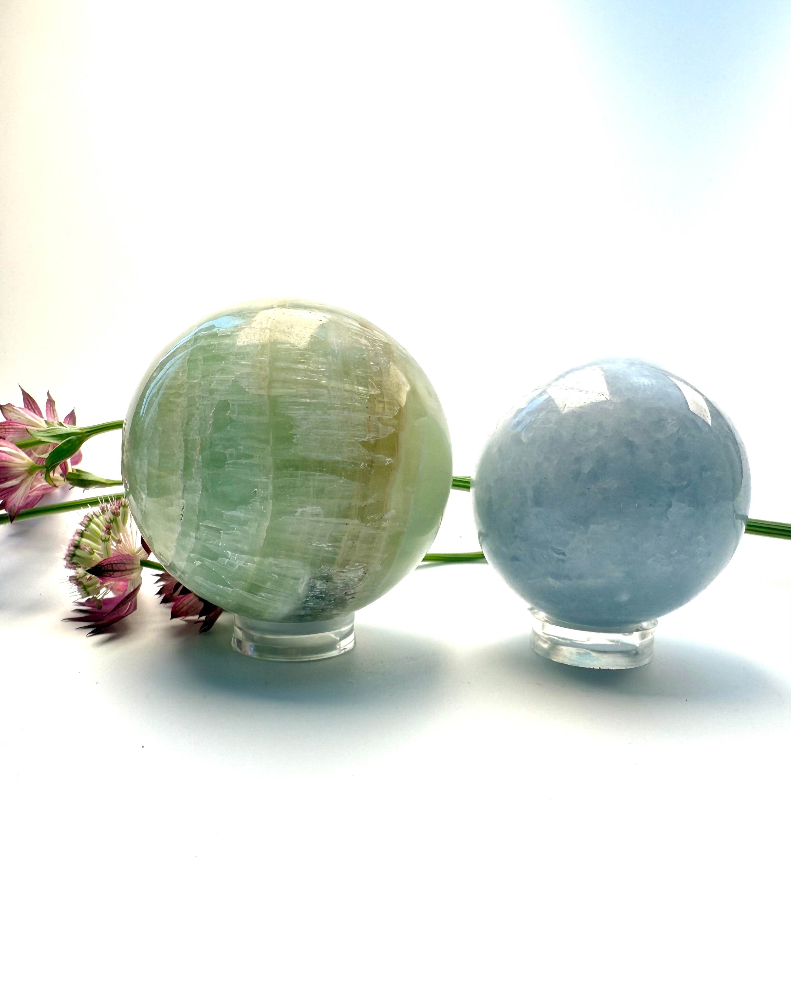 EGENOMSORG PÅ ET DYBERE PLAN - KRYSTALKUGLE - PAR