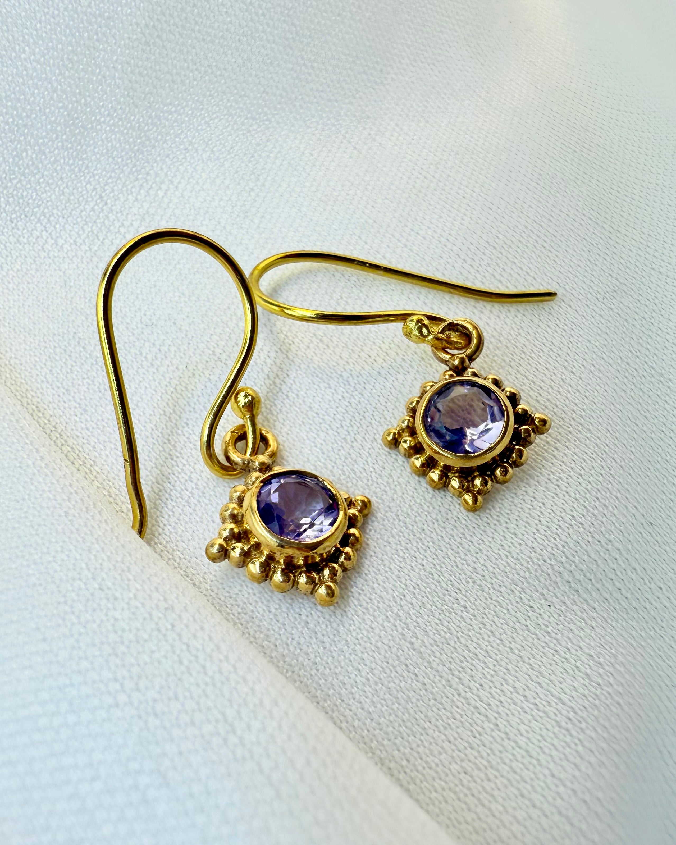 LET YOUR LIGHT SHINE - ØRERINGE