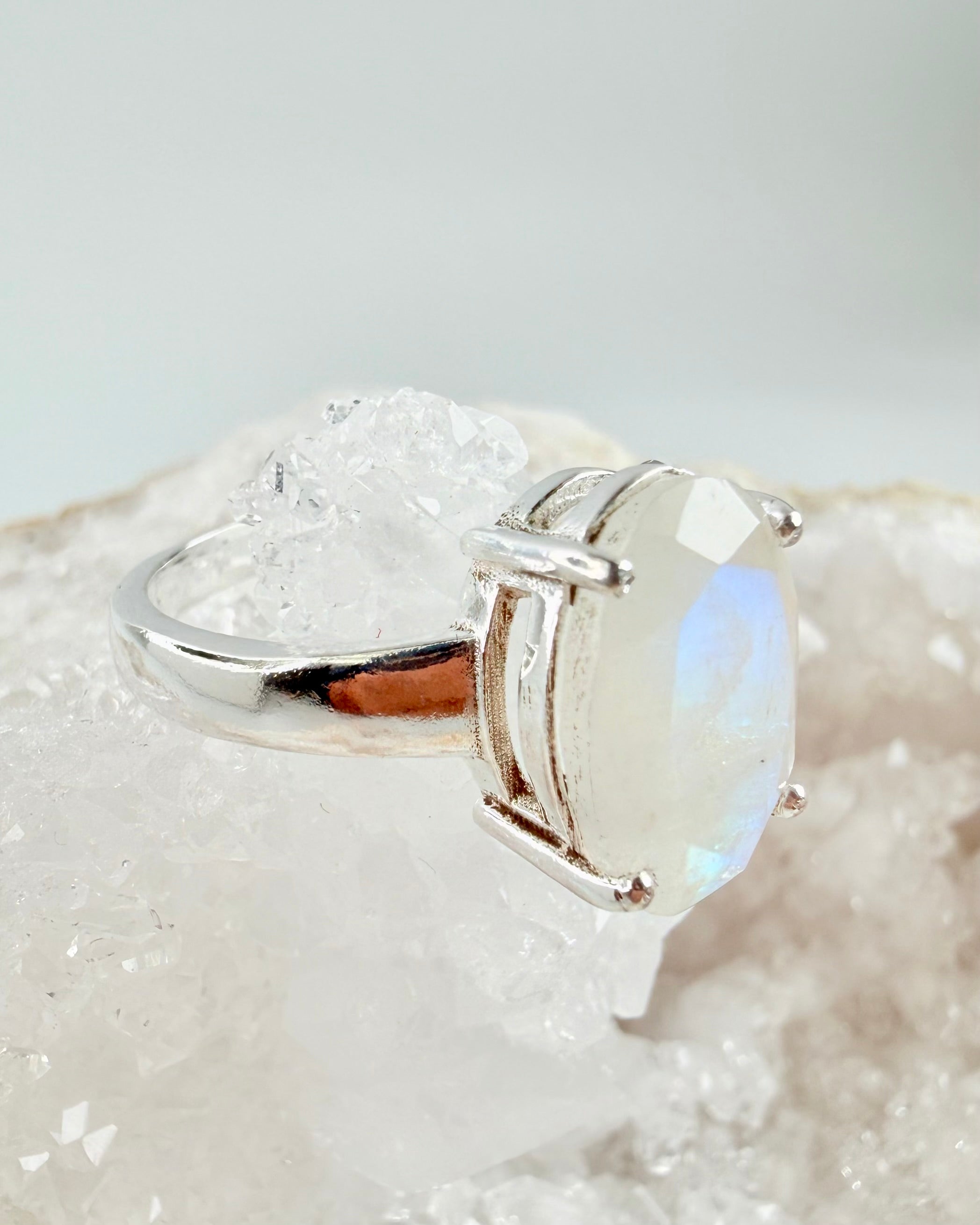 MAGI MELLEM VERDENER - RING - UNIKA