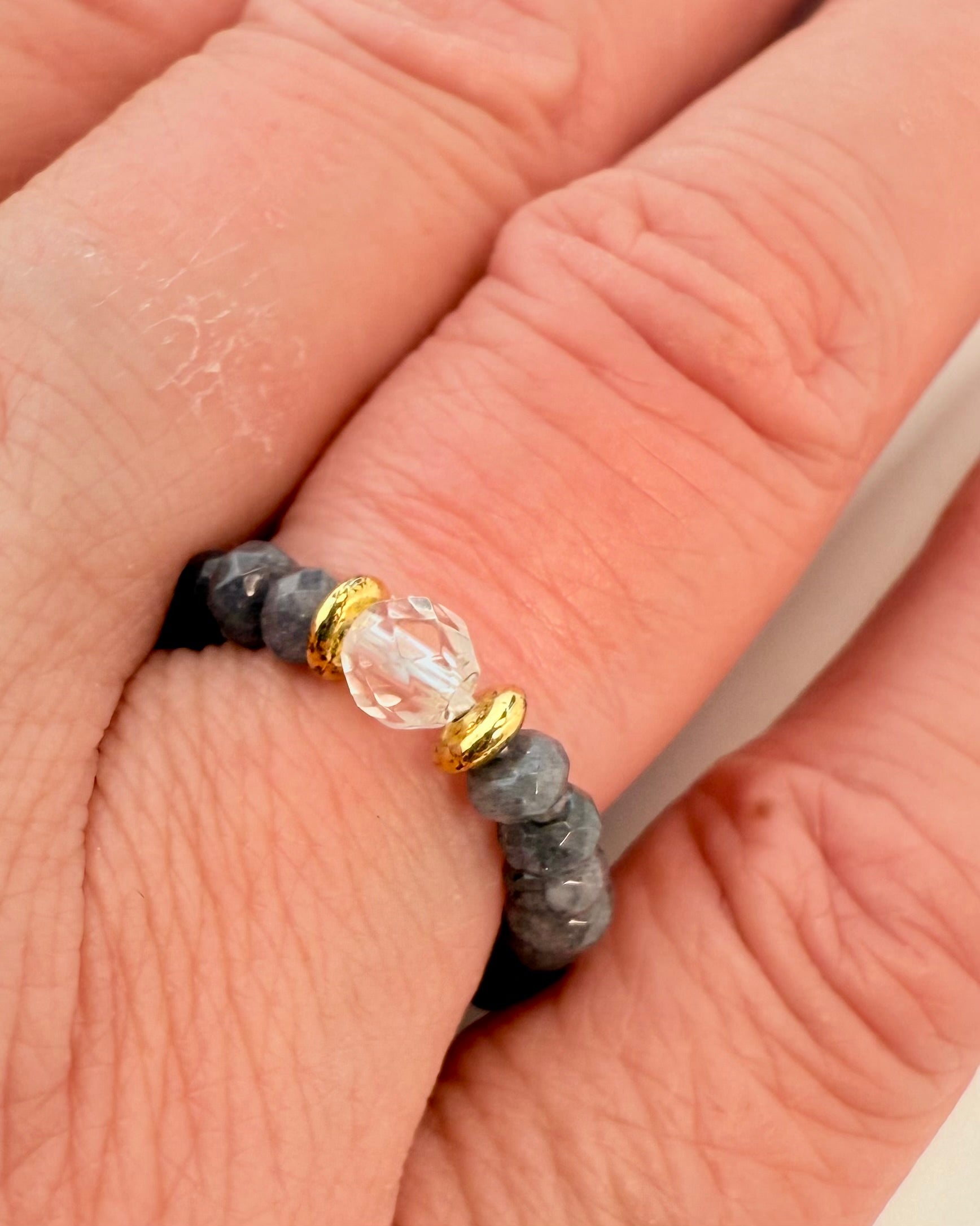 STÅLSAT OG UFRAVIGELIG - RING