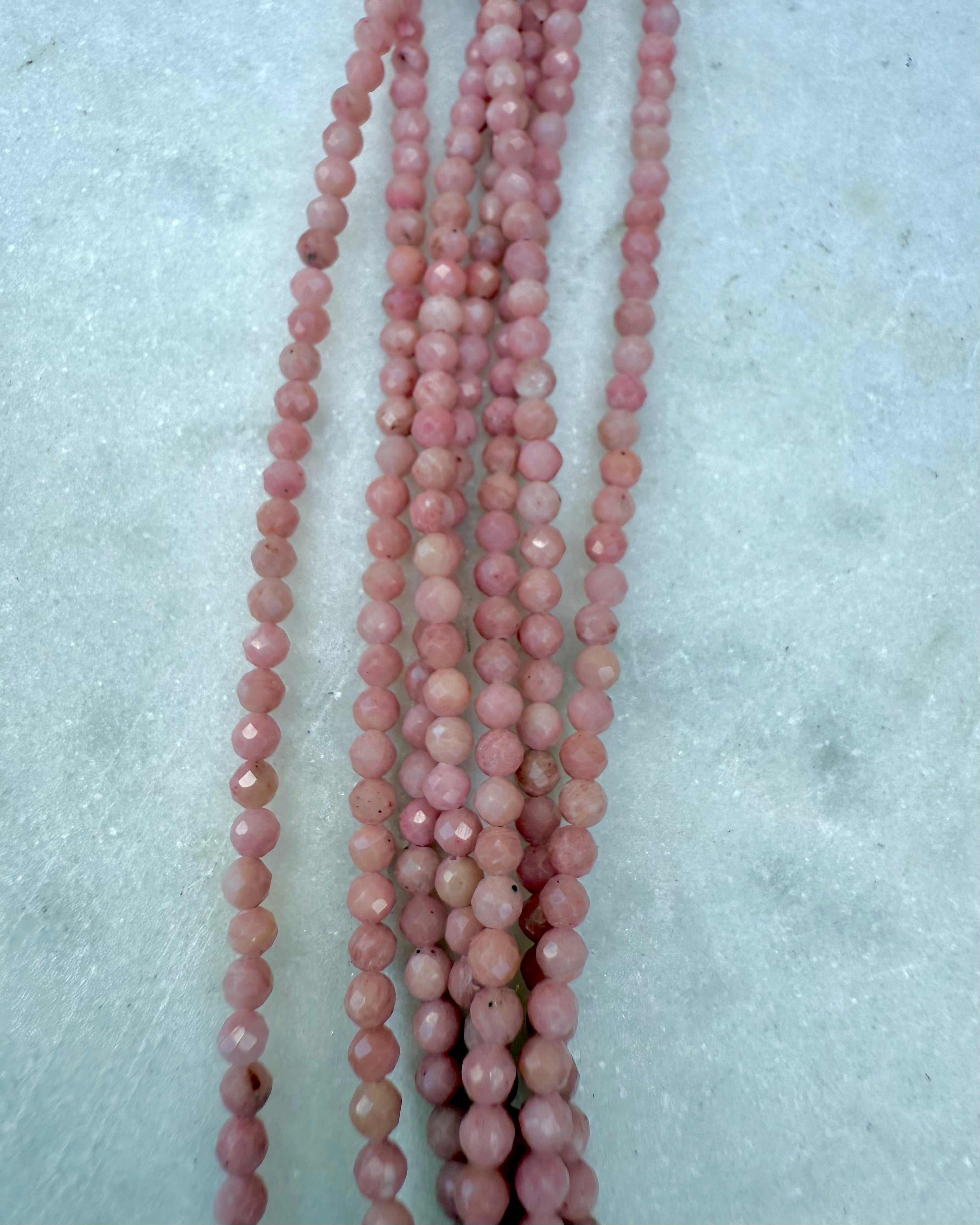 ÆRLIGHEDENS SÅRBARHED - HALSKÆDE