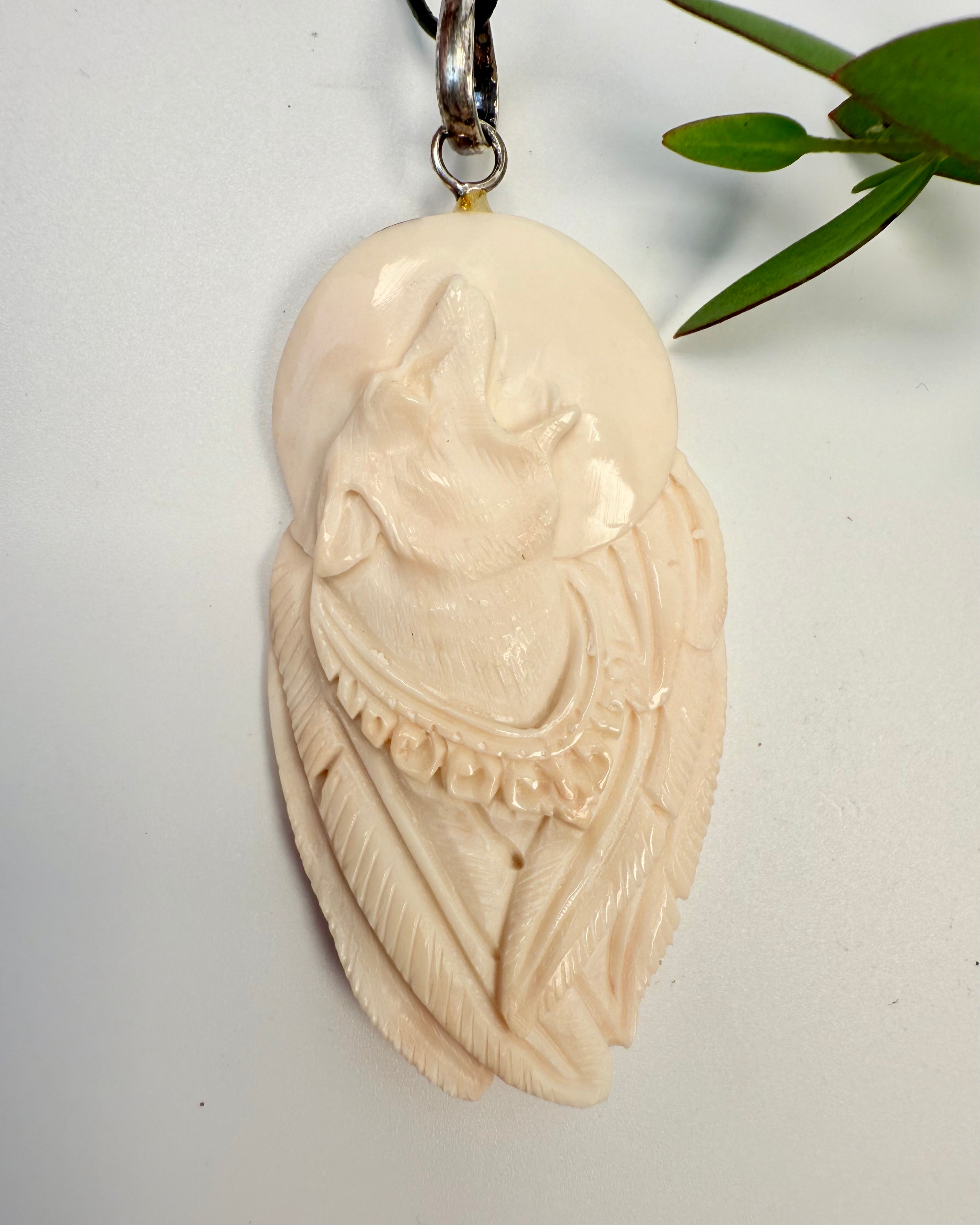 FULDMÅNEN KALDER - AMULET - UNIKA