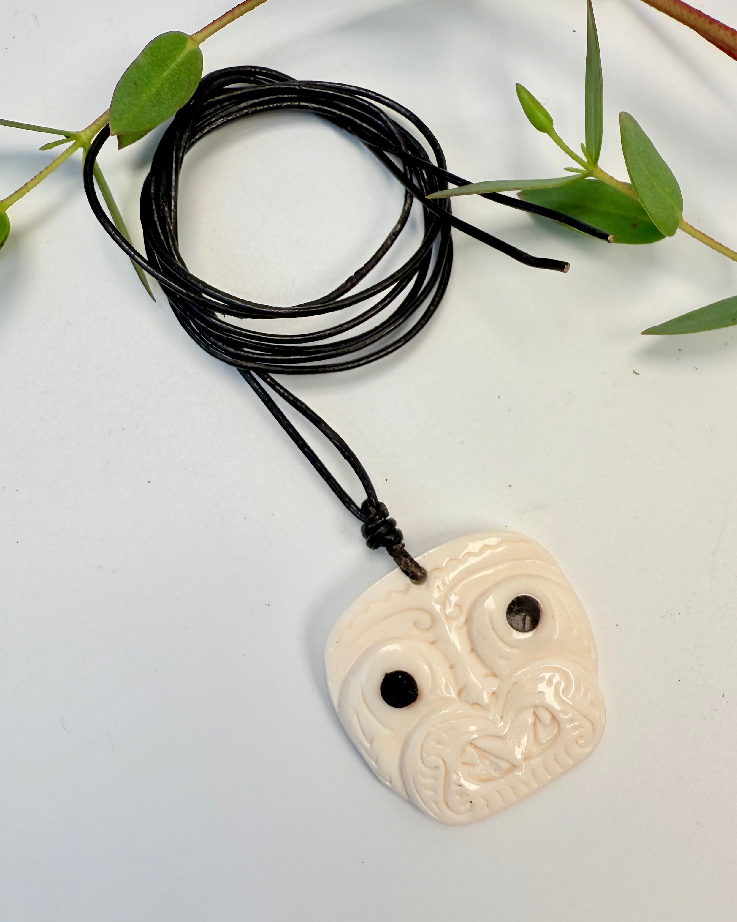 AFSKÆRM DIG FRA FORTIDEN - TALISMAN - UNIKA