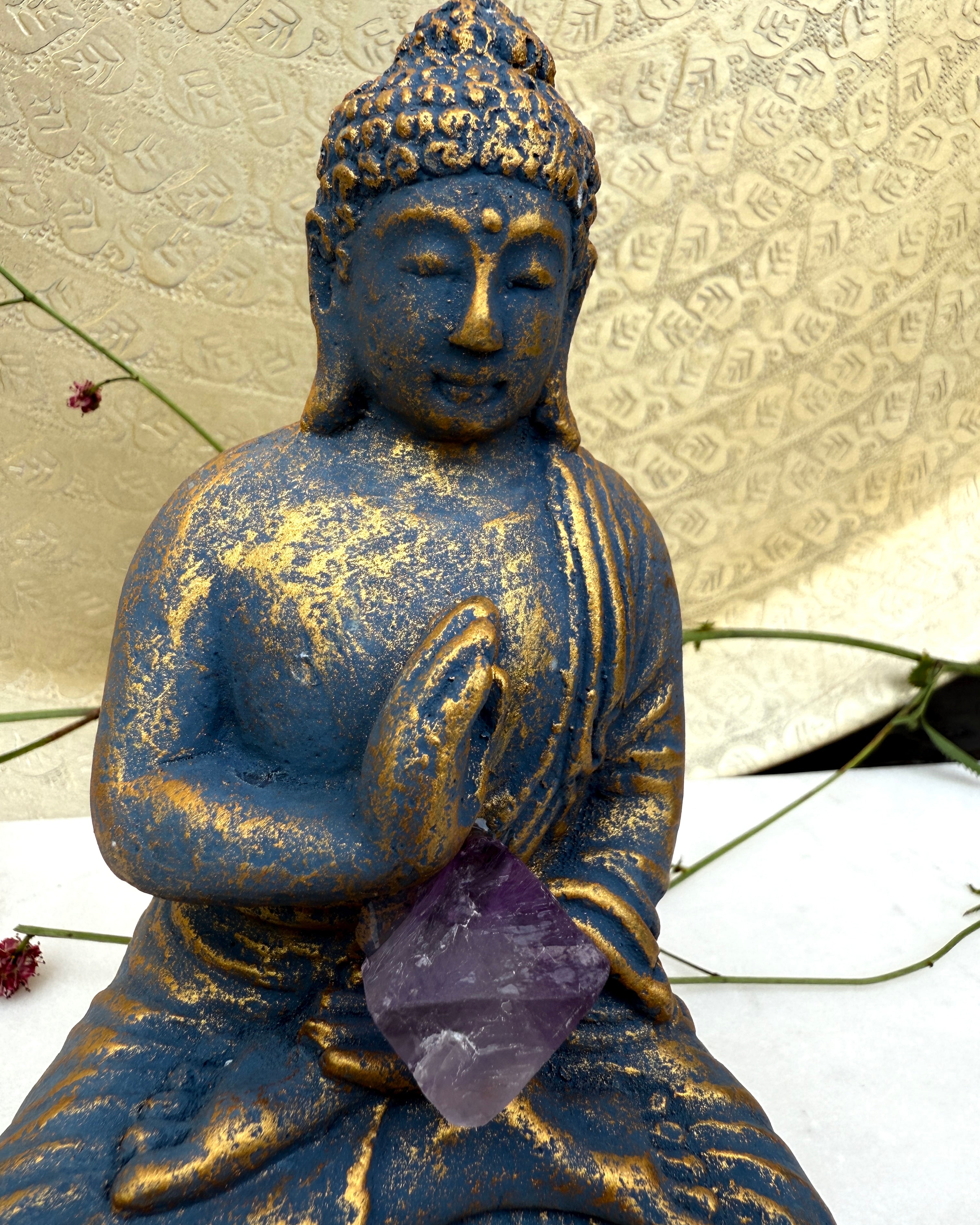 TILTRÆK DET DU ØNSKER DIG - BUDDHA