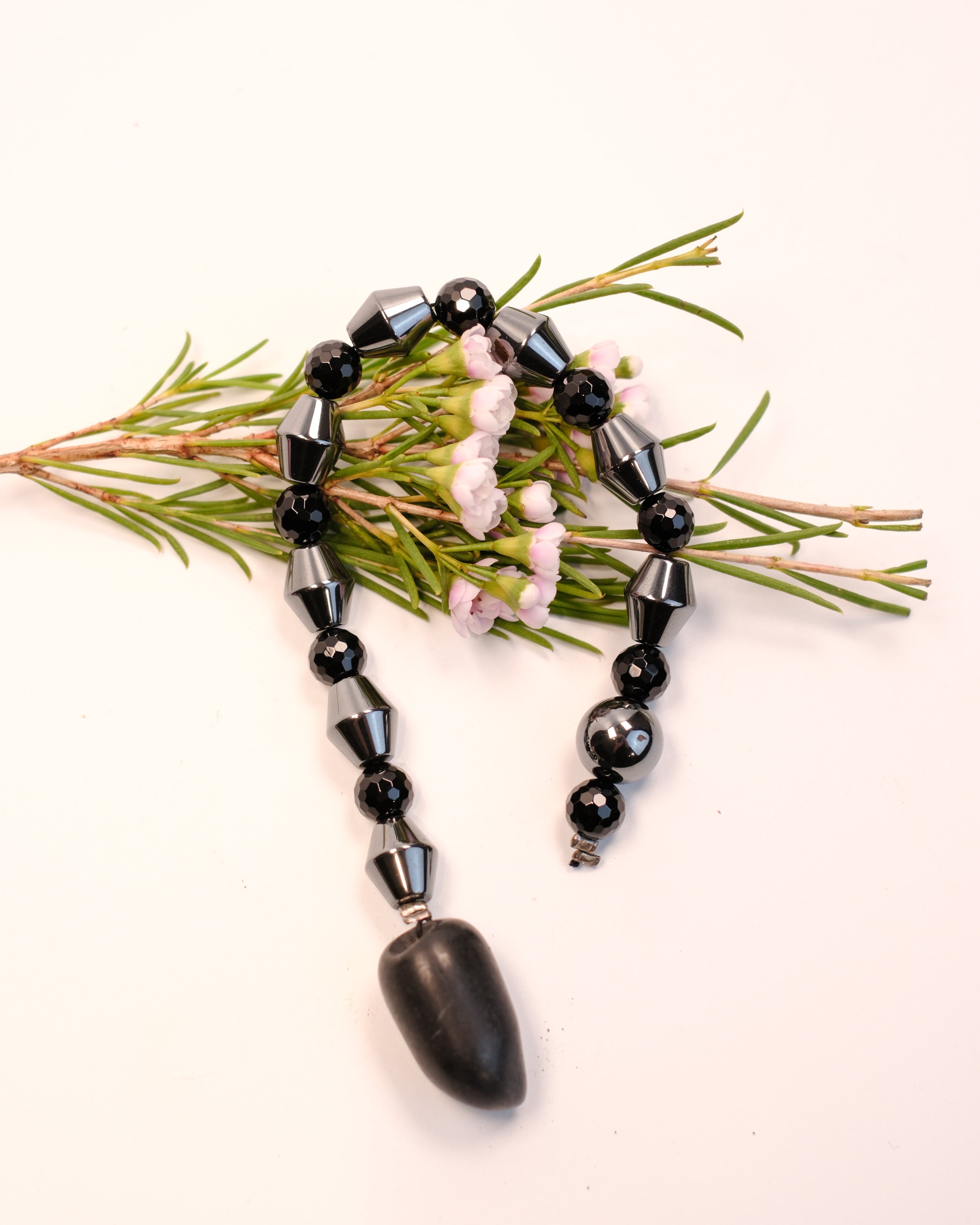 BESKYTTELSE MOD TUNG ENERGI - KRYSTALKÆDE - UNIKA