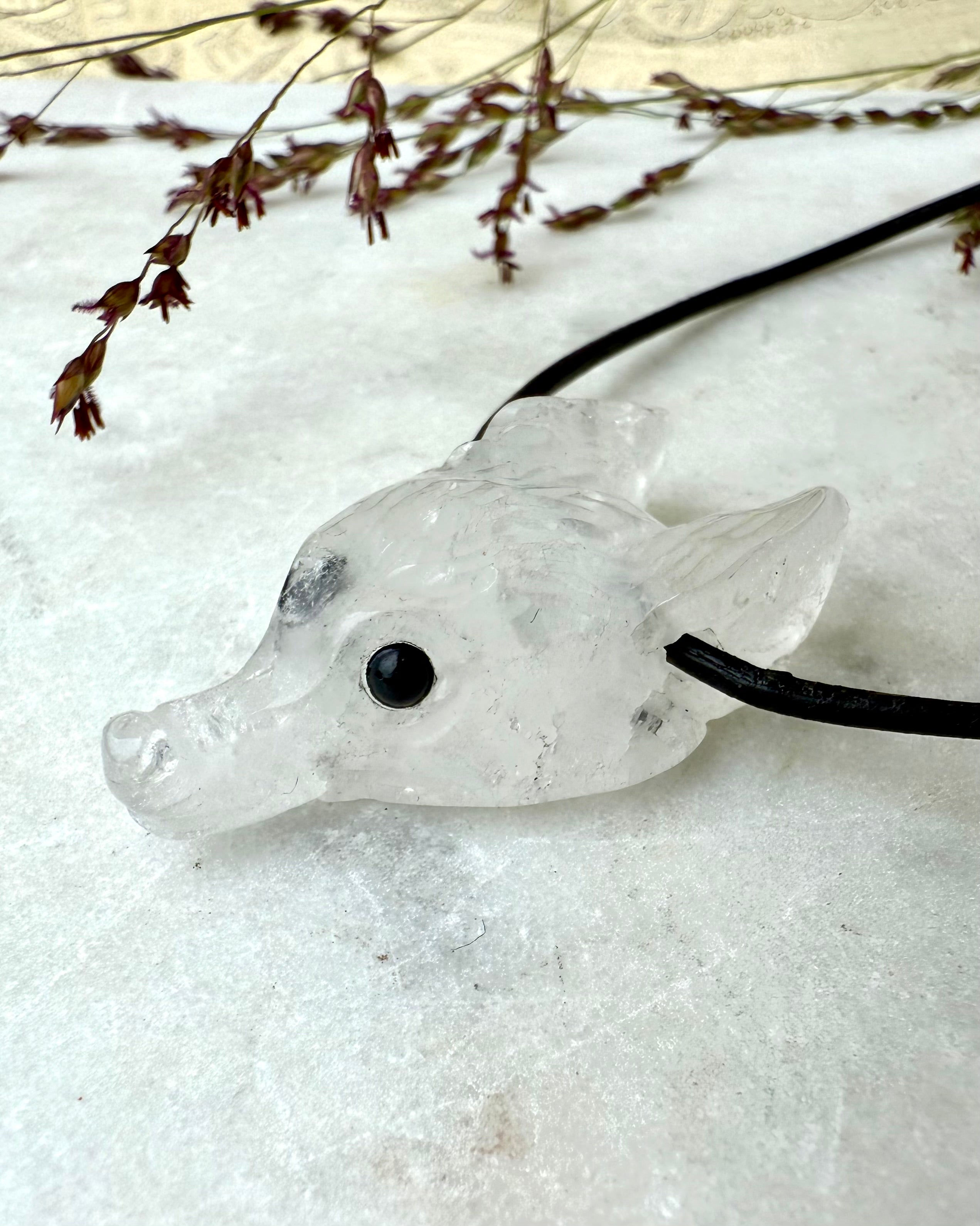 MOONLIGHT SHADOW - AMULET