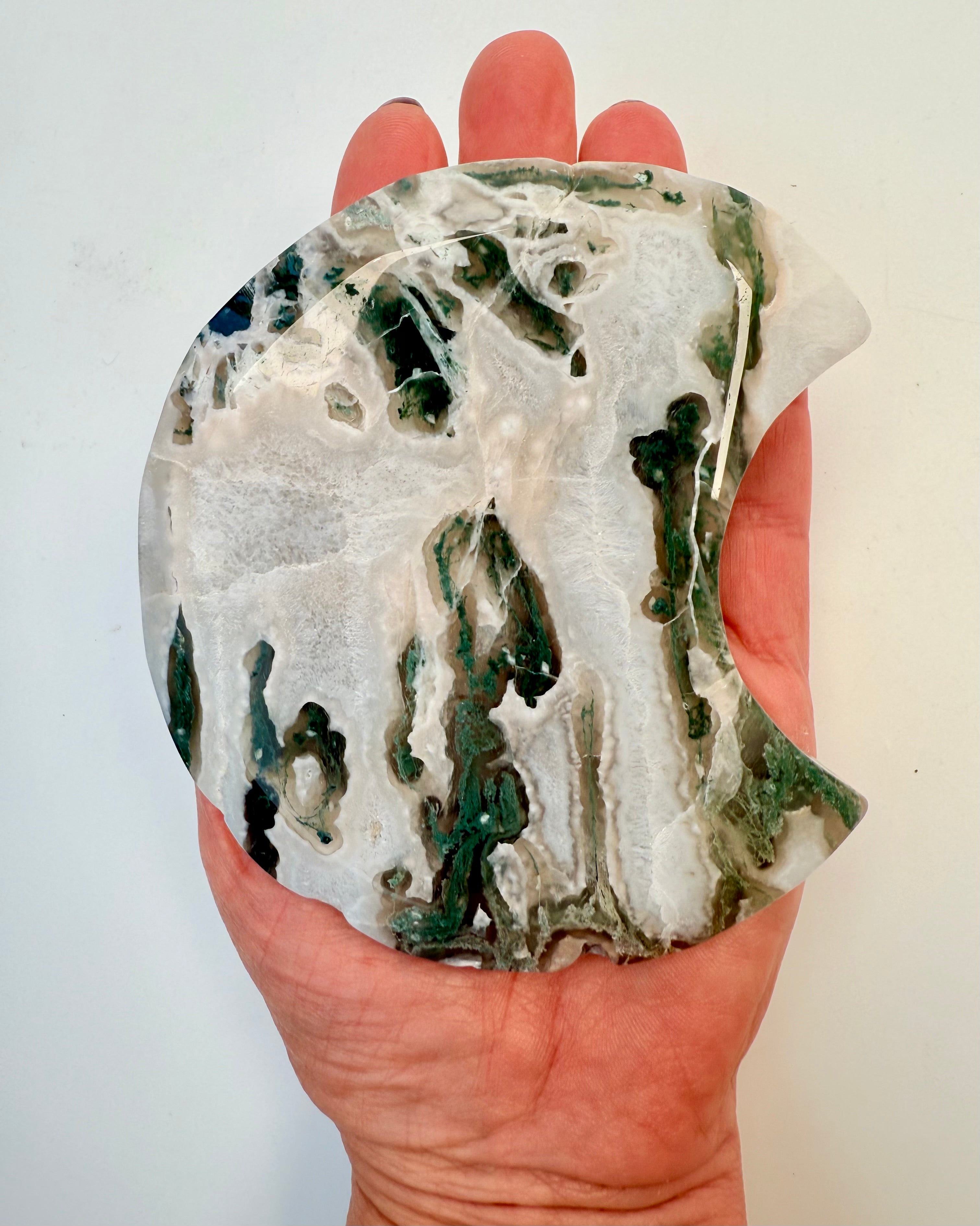 THE HIDDEN ORACLE - KRYSTAL - UNIKA