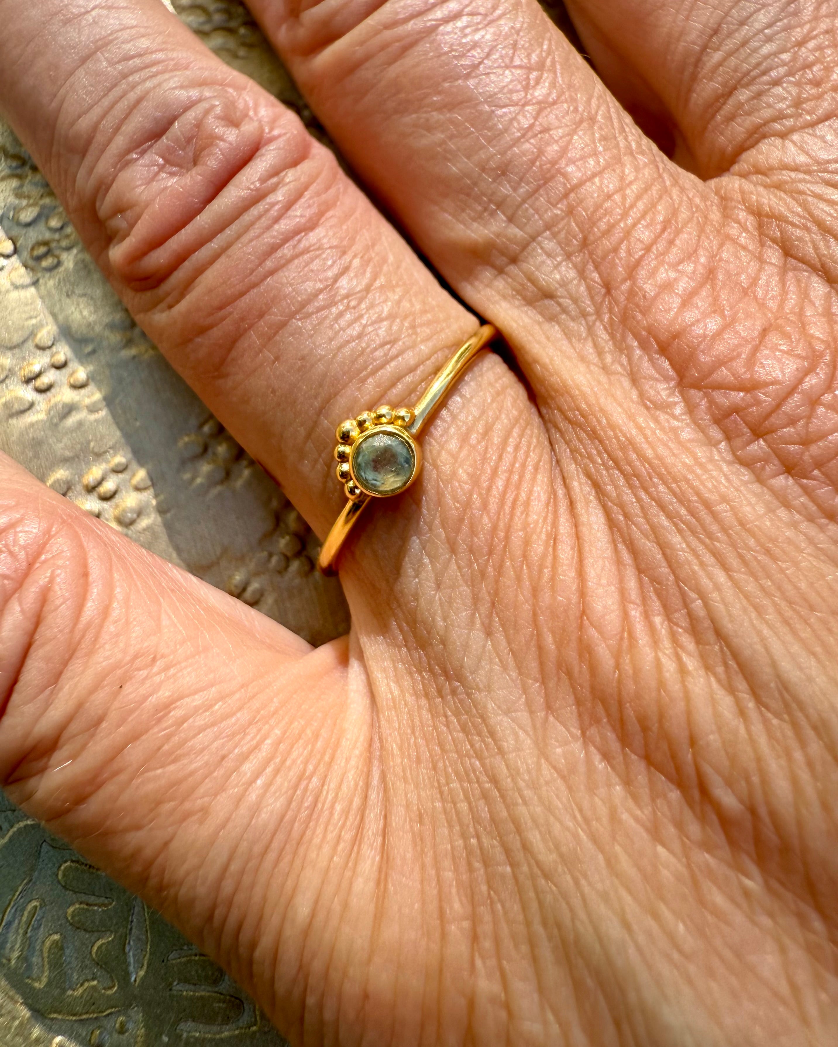 GOLDEN HEALING - RING - UNIKA