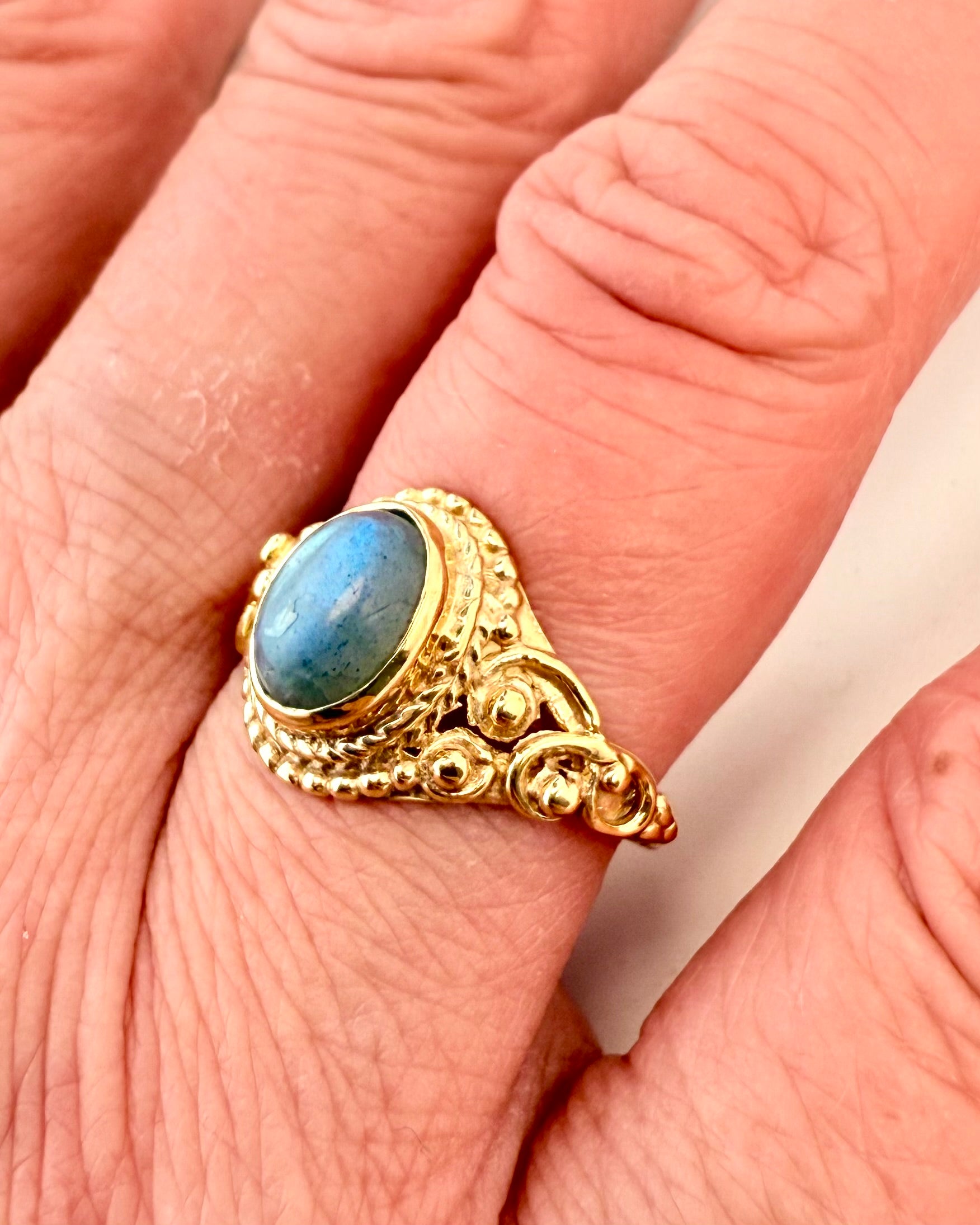 HVAD HJERTET BEGÆRER - RING - UNIKA