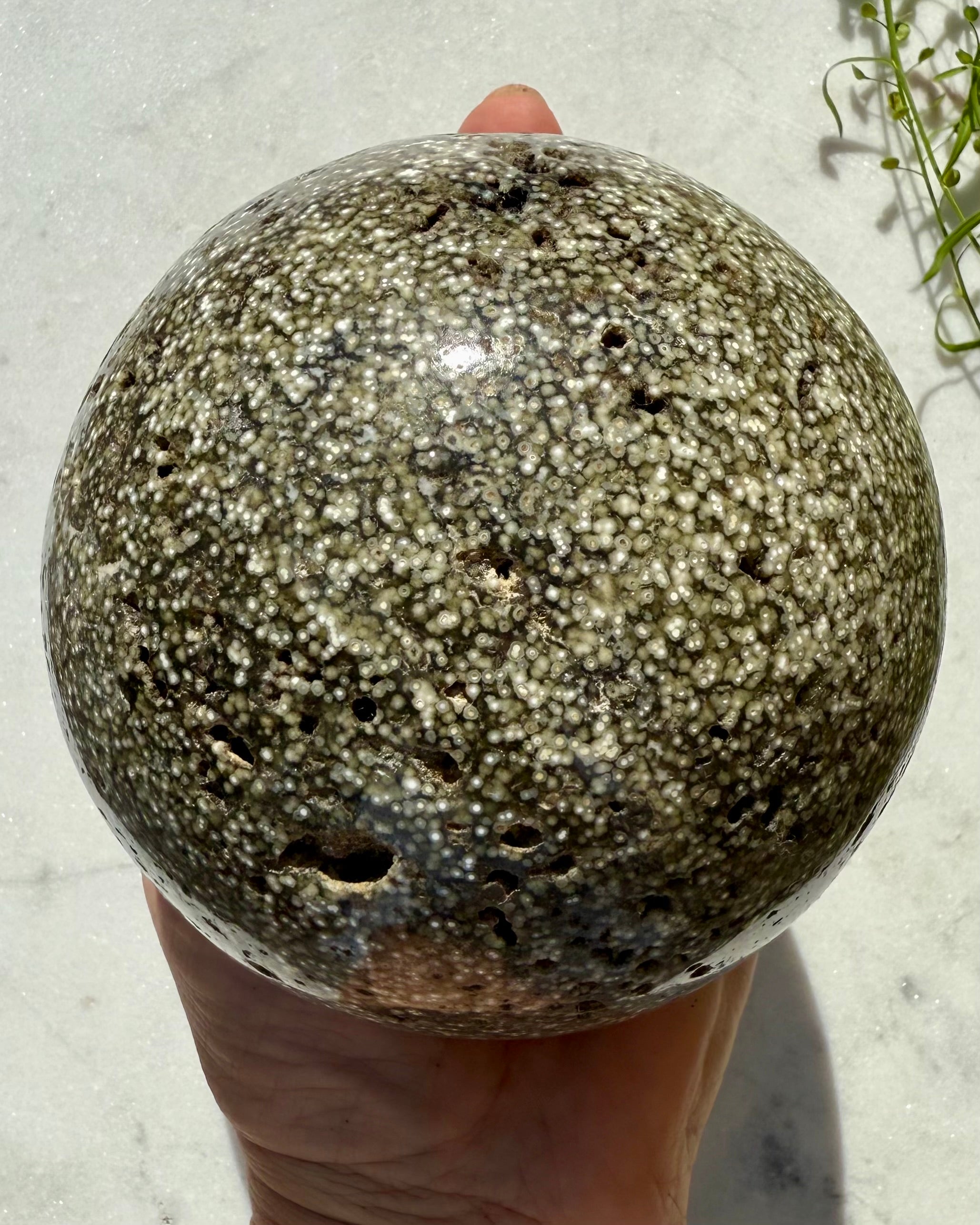 HYPNOTISK - KRYSTALKUGLE - UNIKA