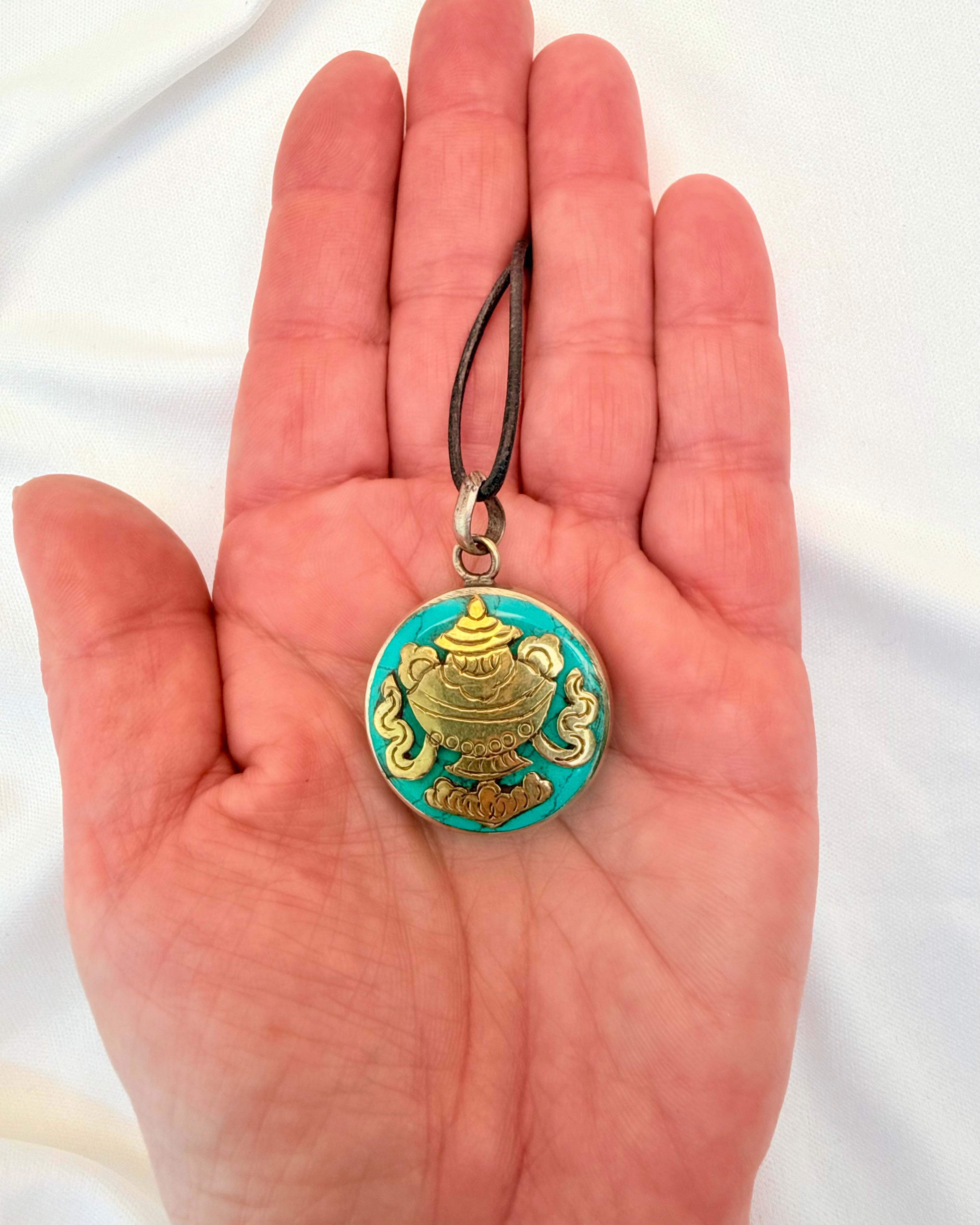 MANIFESTER DIT LIV - AMULET