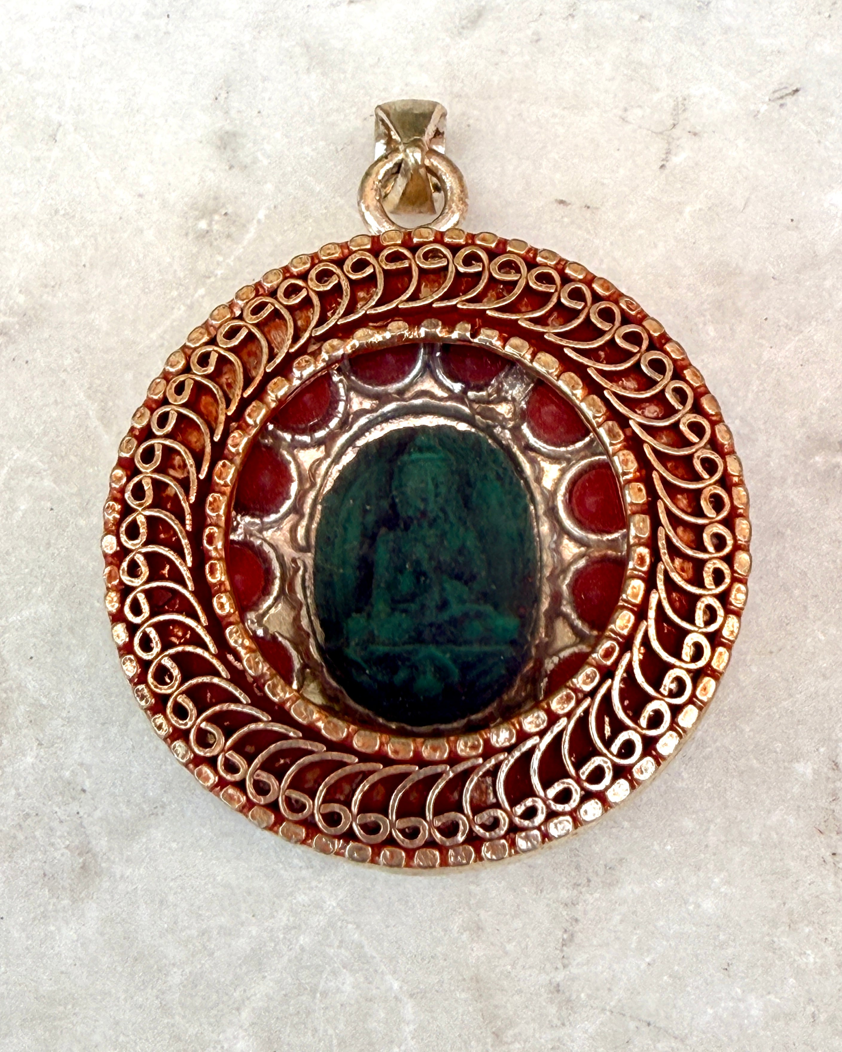 HELLIG KODE FRA GAMLE MESTRE - AMULET