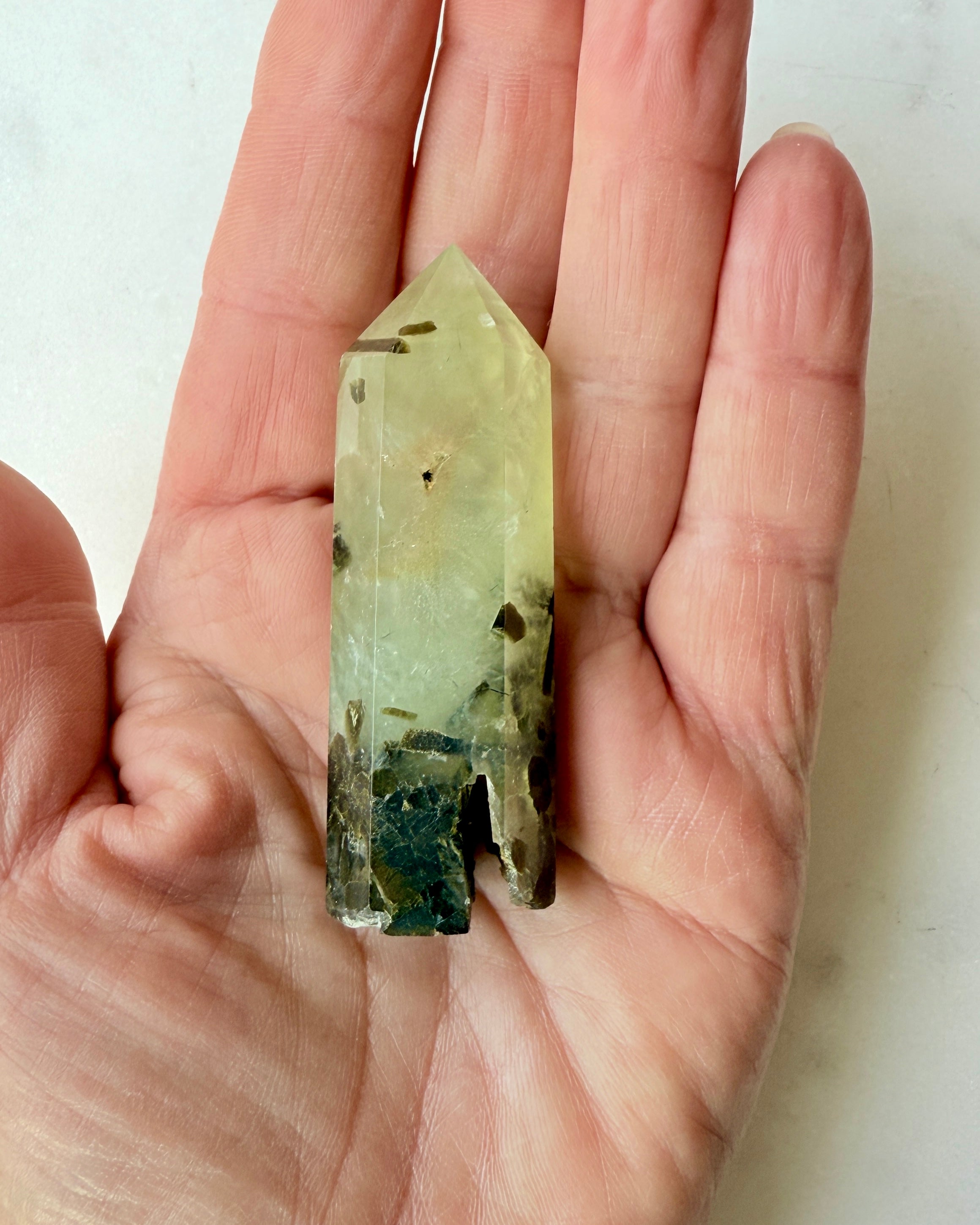 DEN RÅ OG UPOLEREDE SANDHED - KRYSTAL